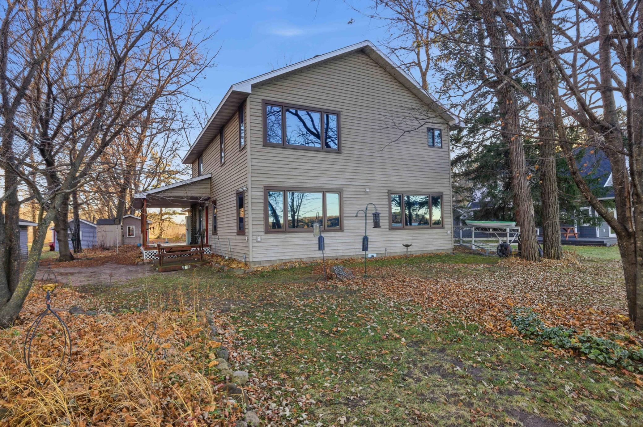 1998 single family home for sale at 14438 Cedarleaf Point Road in Brainerd, MN — 3 bed, 3 bath (photo 3 of 45)