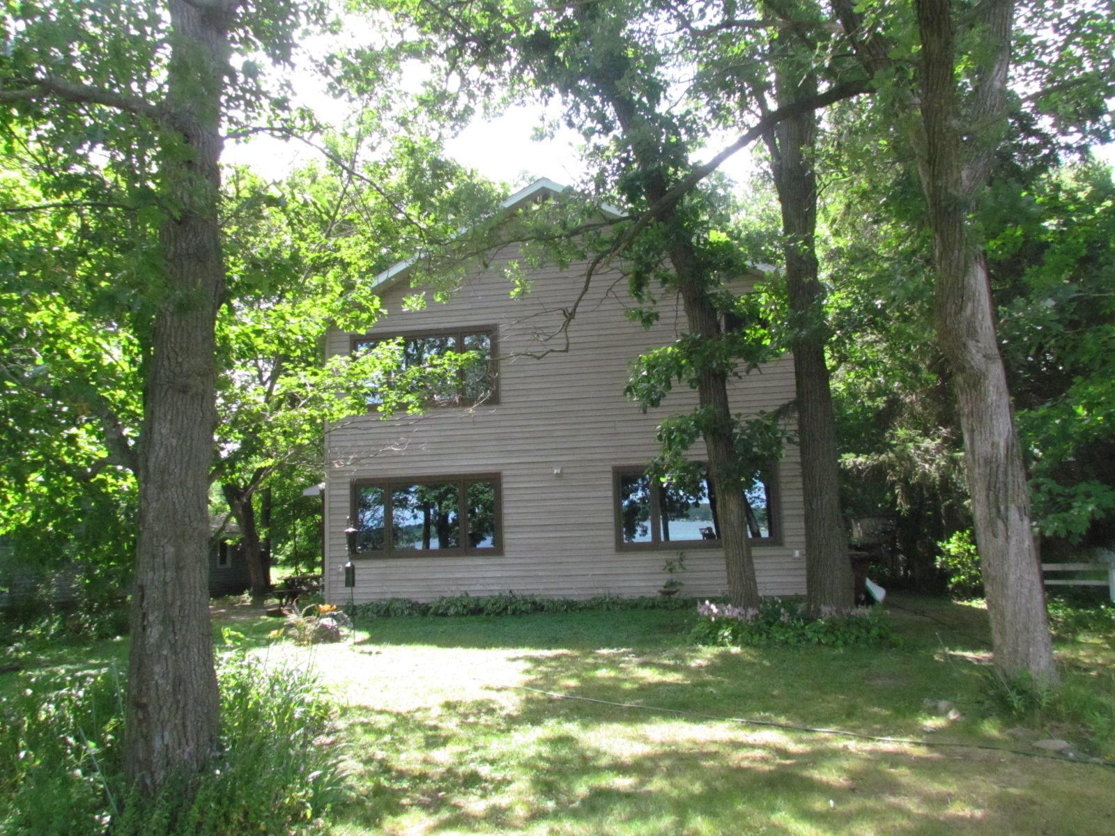 1998 single family home for sale at 14438 Cedarleaf Point Road in Brainerd, MN — 3 bed, 3 bath (photo 38 of 45)