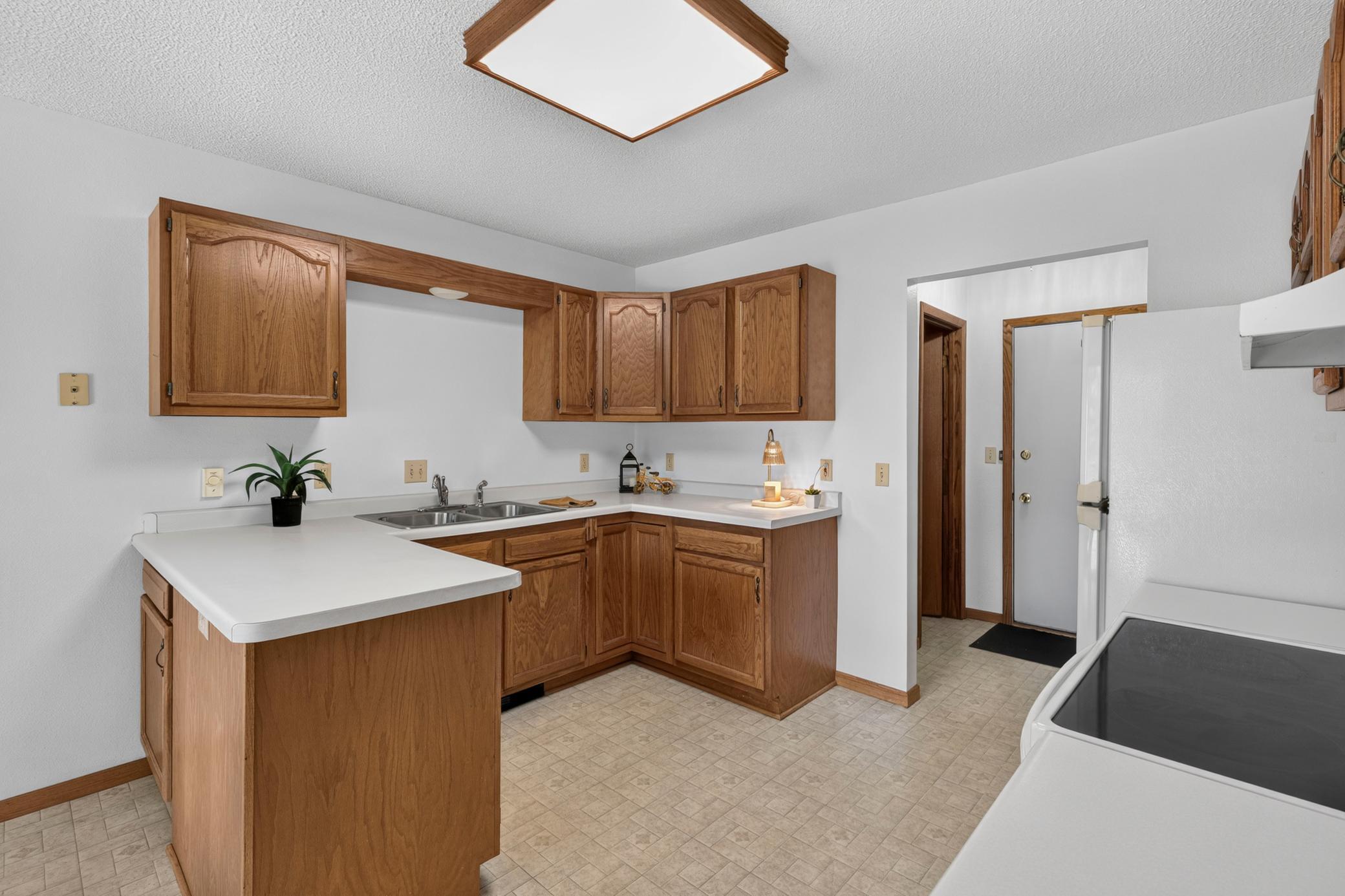 2306 Hillcrest Drive, Brainerd MN 56401 - Photo 7 of 21