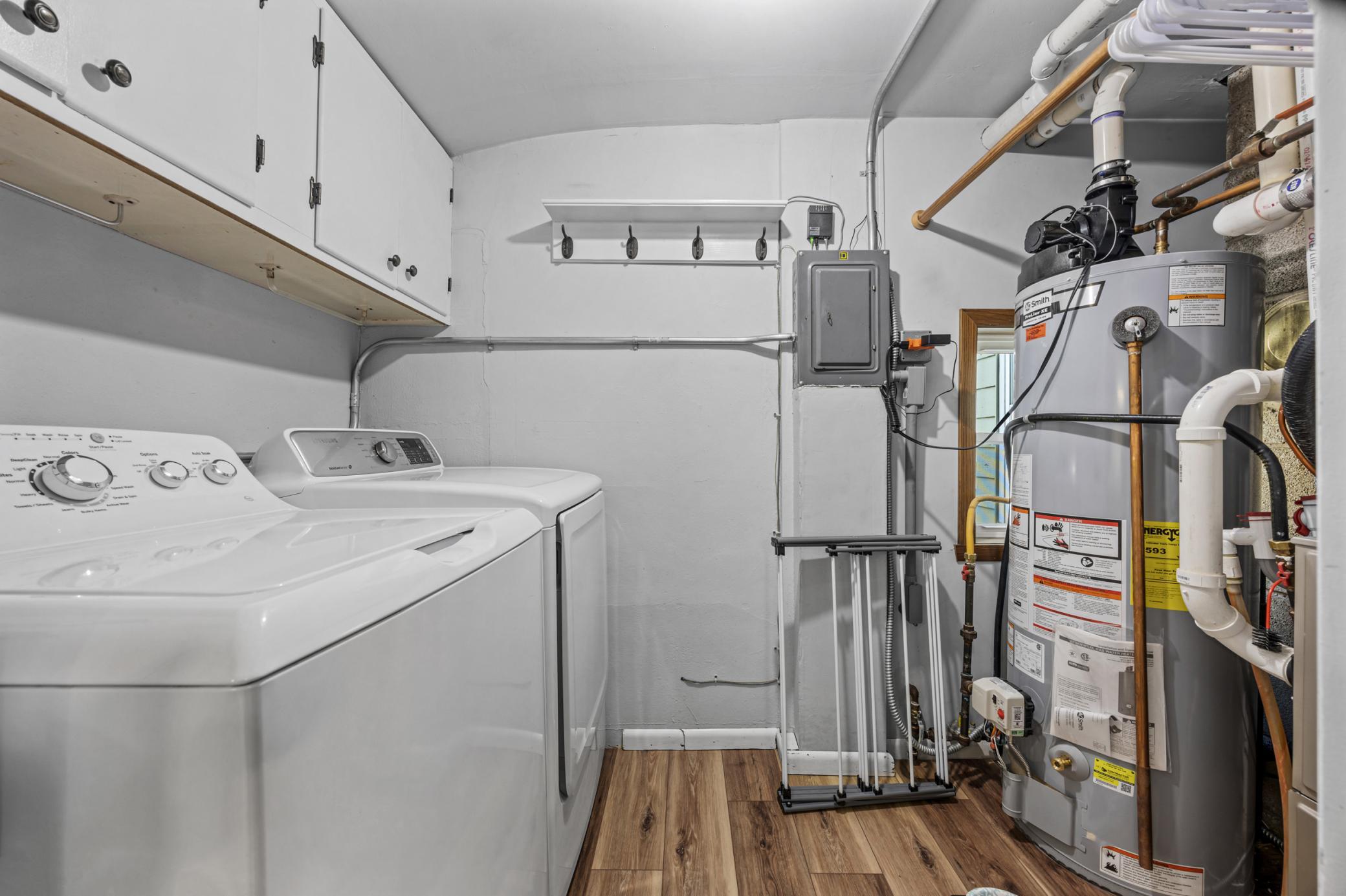 1894 single family home for sale at 312 Langer Avenue S in Casselton, ND — 3 bed, 2 bath (photo 17 of 27)