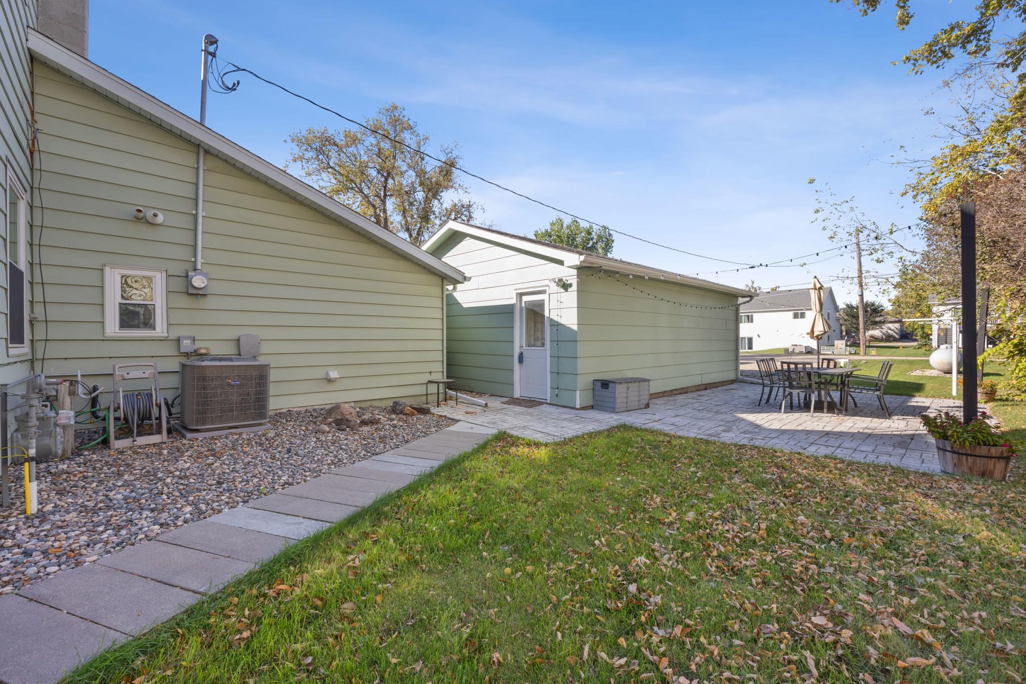 1894 single family home for sale at 312 Langer Avenue S in Casselton, ND — 3 bed, 2 bath (photo 23 of 27)