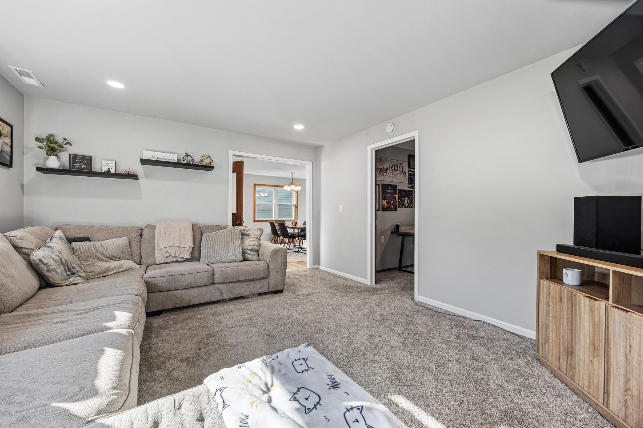 1894 single family home for sale at 312 Langer Avenue S in Casselton, ND — 3 bed, 2 bath (photo 6 of 27)
