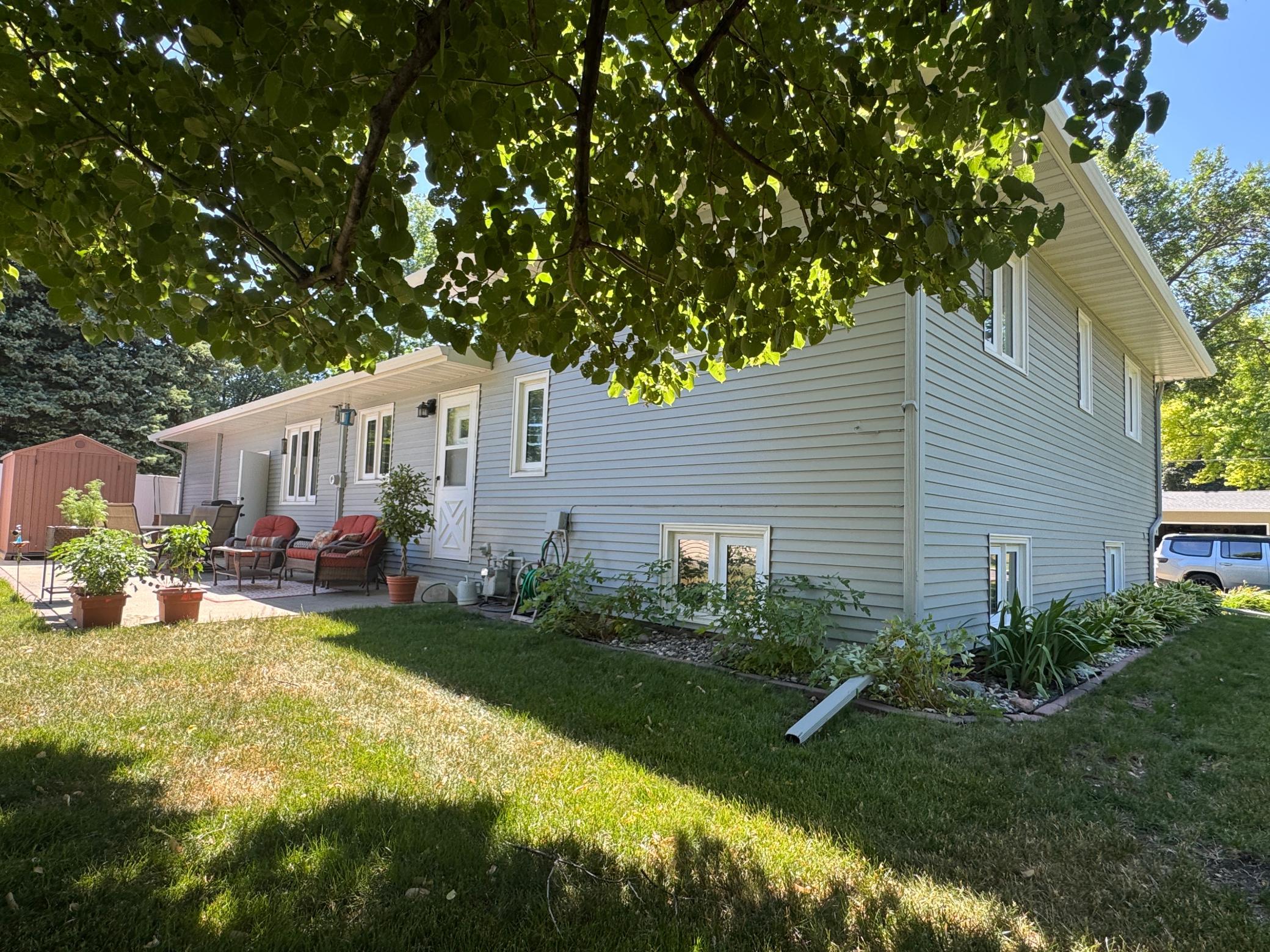 201 29th Avenue N, Fargo ND 58102 - Photo 9 of 10