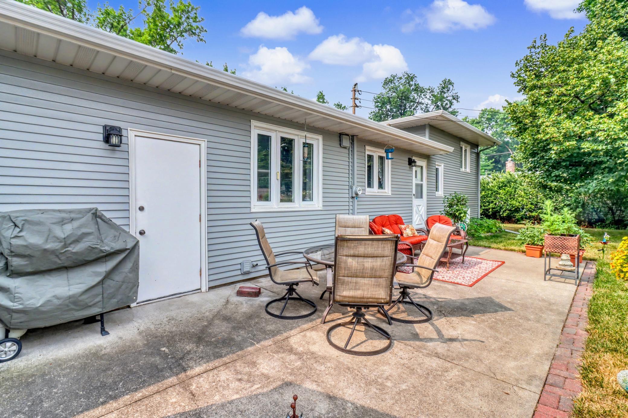 1965 single family home for sale at 201 29th Avenue N in Fargo, ND — 4 bed, 3 bath (photo 34 of 36)