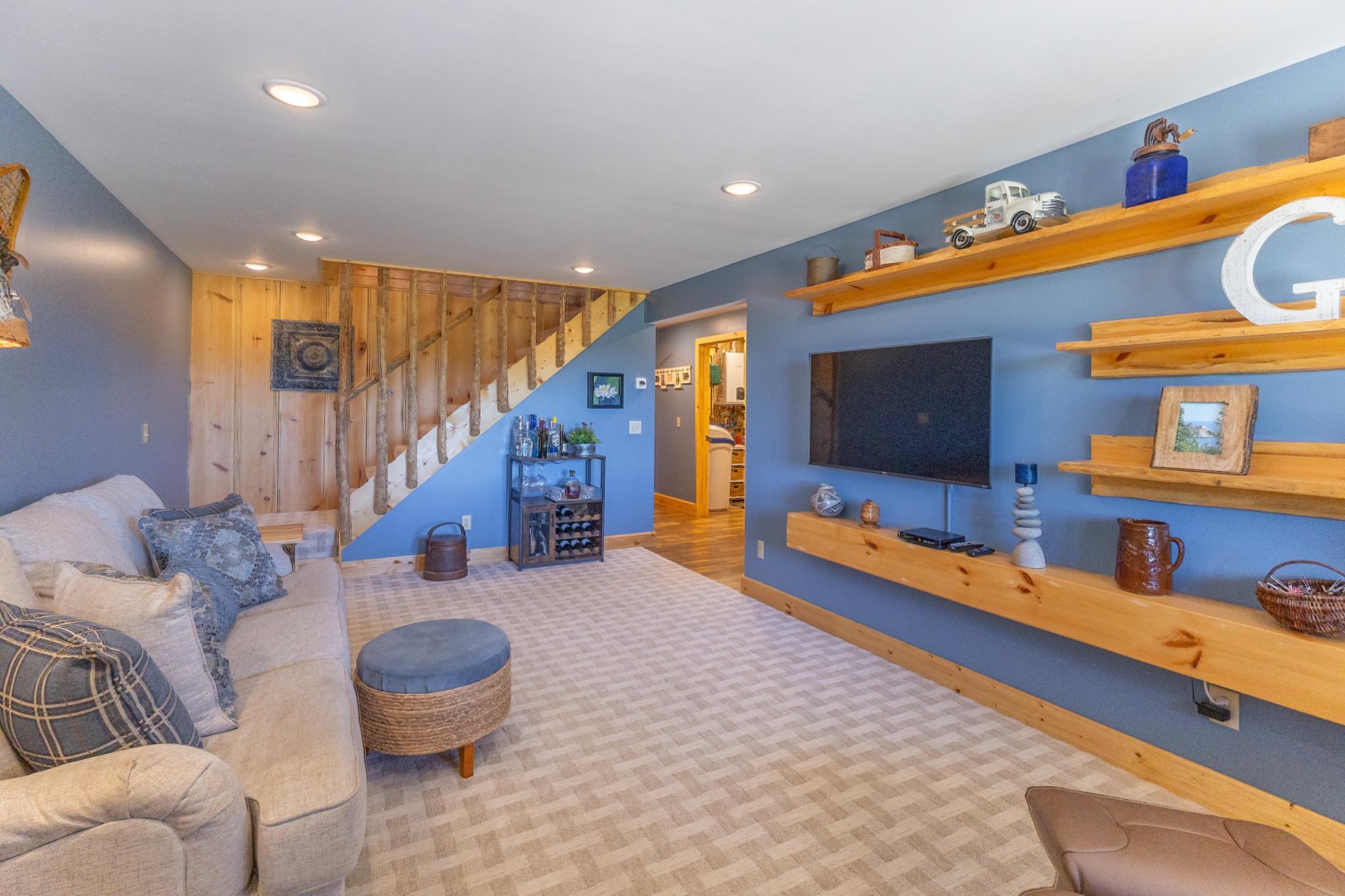 2022 single family home for sale at 6300 Boot Lake Road SW in Bemidji, MN — 2 bed, 2 bath (photo 54 of 106)
