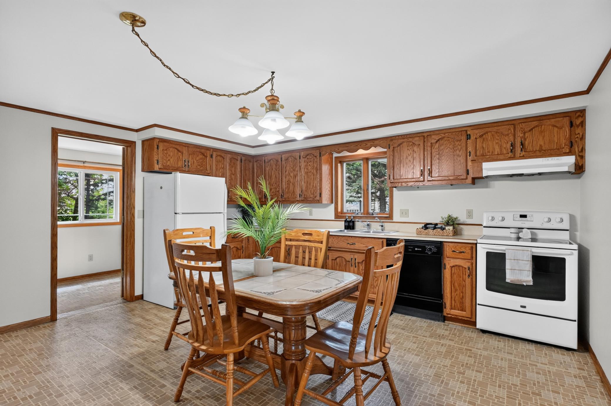 1920 single family home for sale at 105 Anderson Street in Brandon, MN — 3 bed, 2 bath (photo 3 of 55)
