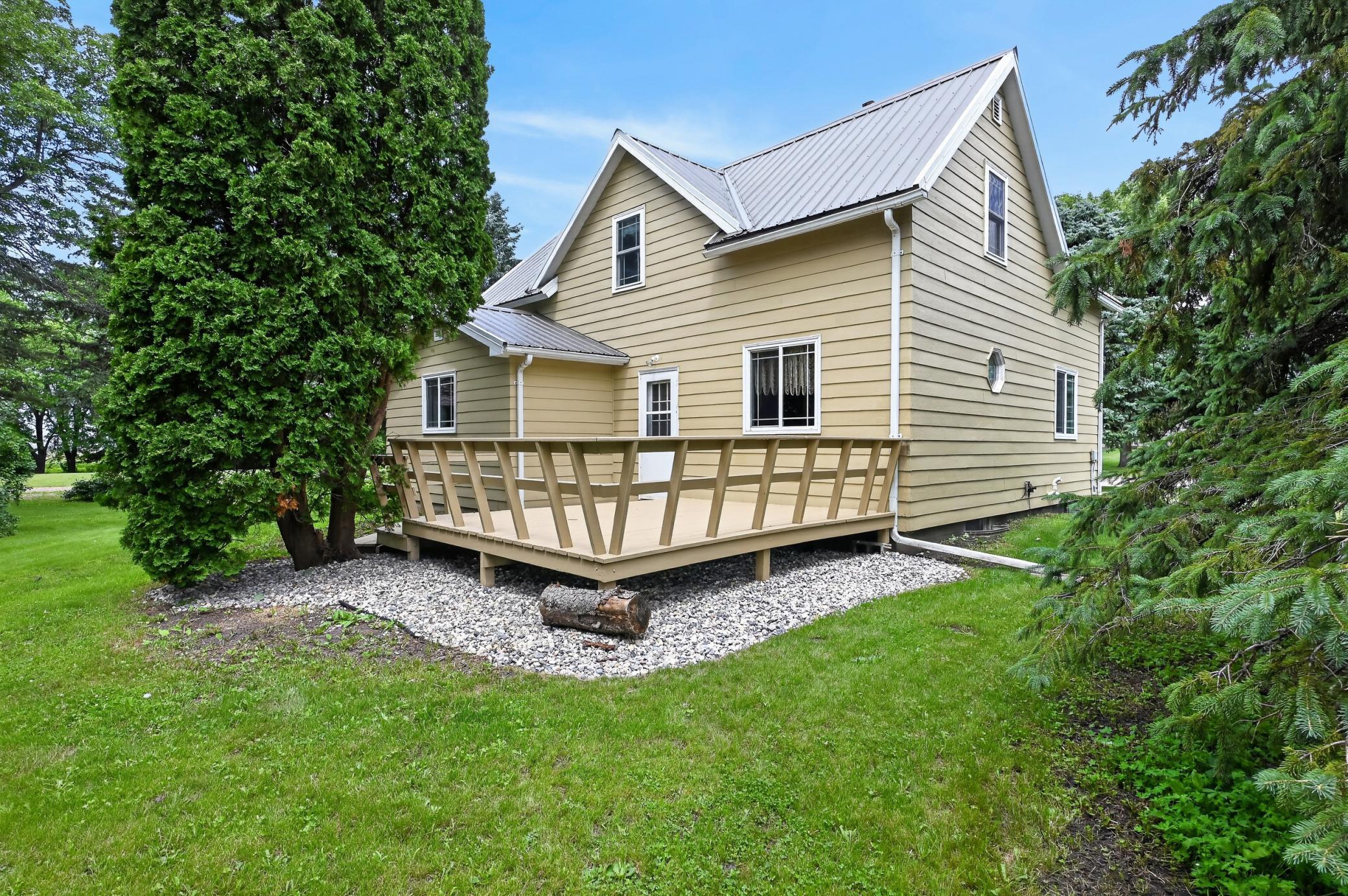 1920 single family home for sale at 105 Anderson Street in Brandon, MN — 3 bed, 2 bath (photo 40 of 55)
