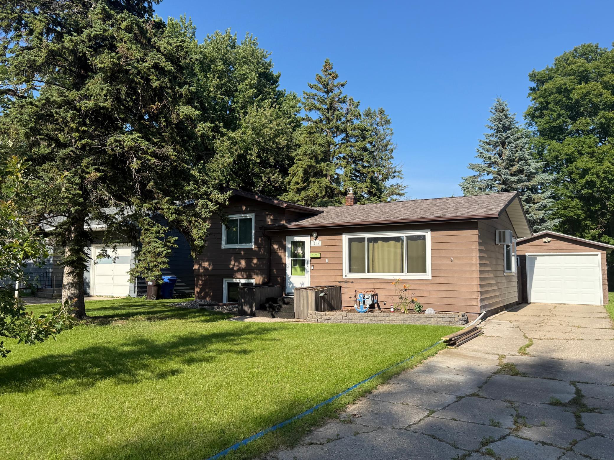 1153 Rossman Avenue, Detroit Lakes MN 56501 - Photo 2 of 26