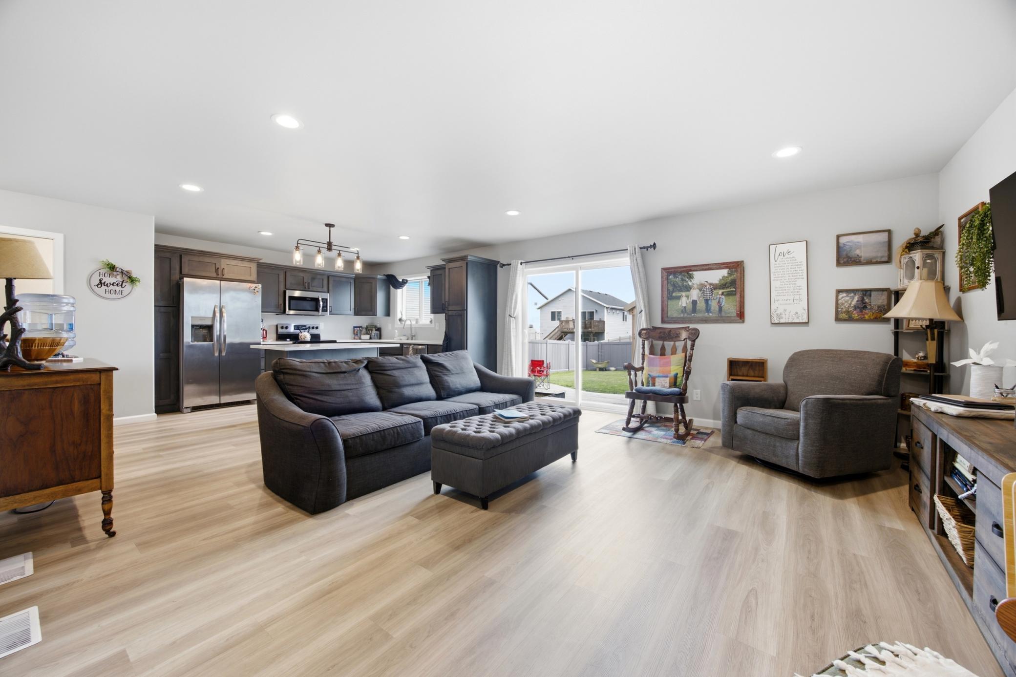 6029 Kodiak Lane, Horace ND 58047 - Photo 12 of 47