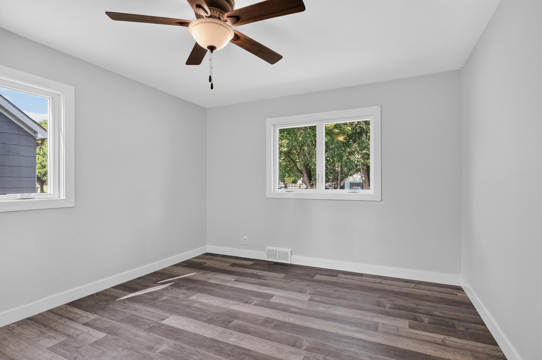 1950 single family home for sale at 1405 Fillmore Street in Alexandria, MN — 3 bed, 2 bath (photo 25 of 38)