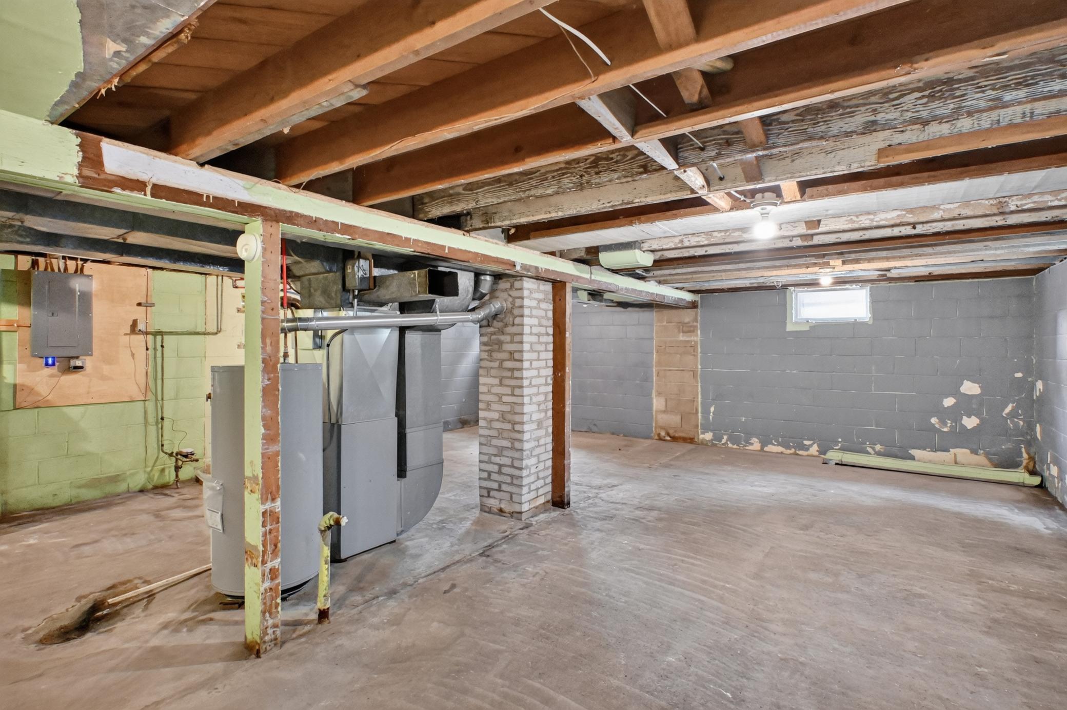 1950 single family home for sale at 1405 Fillmore Street in Alexandria, MN — 3 bed, 2 bath (photo 31 of 38)