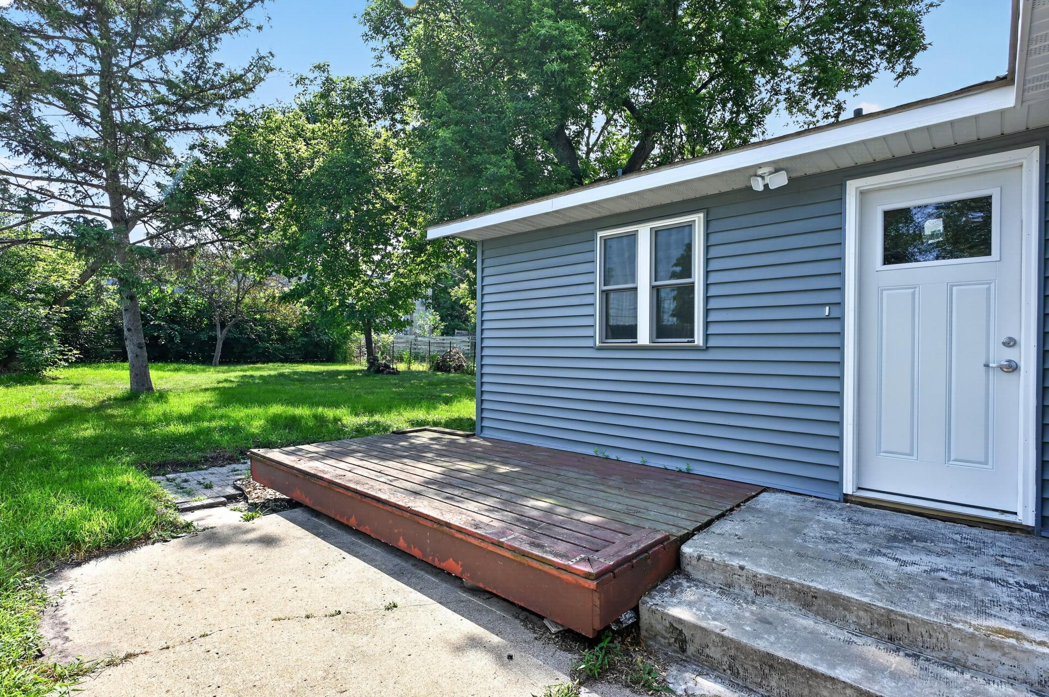 1950 single family home for sale at 1405 Fillmore Street in Alexandria, MN — 3 bed, 2 bath (photo 7 of 38)