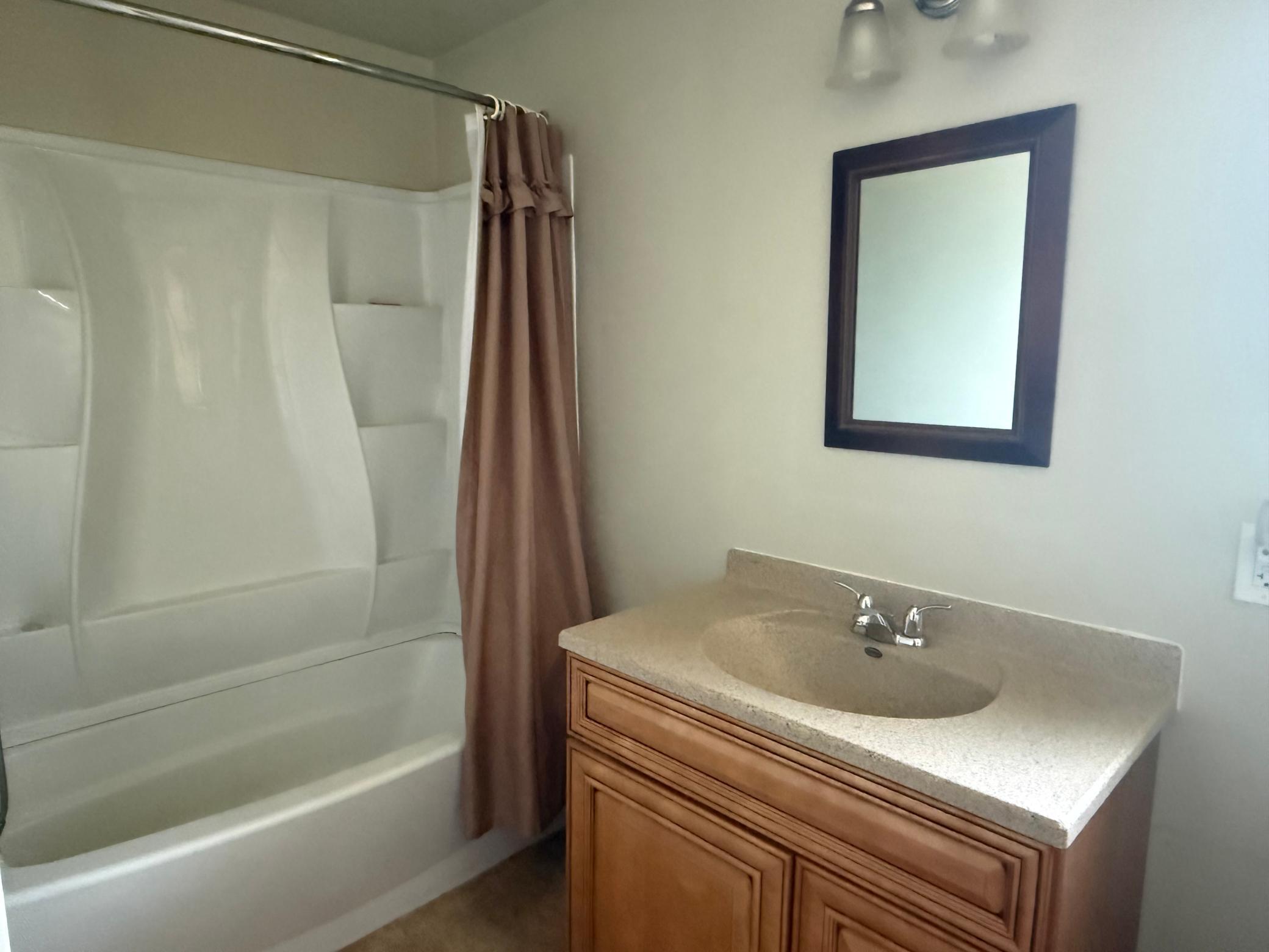528 W Summit Avenue, Fergus Falls MN 56537 - Photo 12 of 31