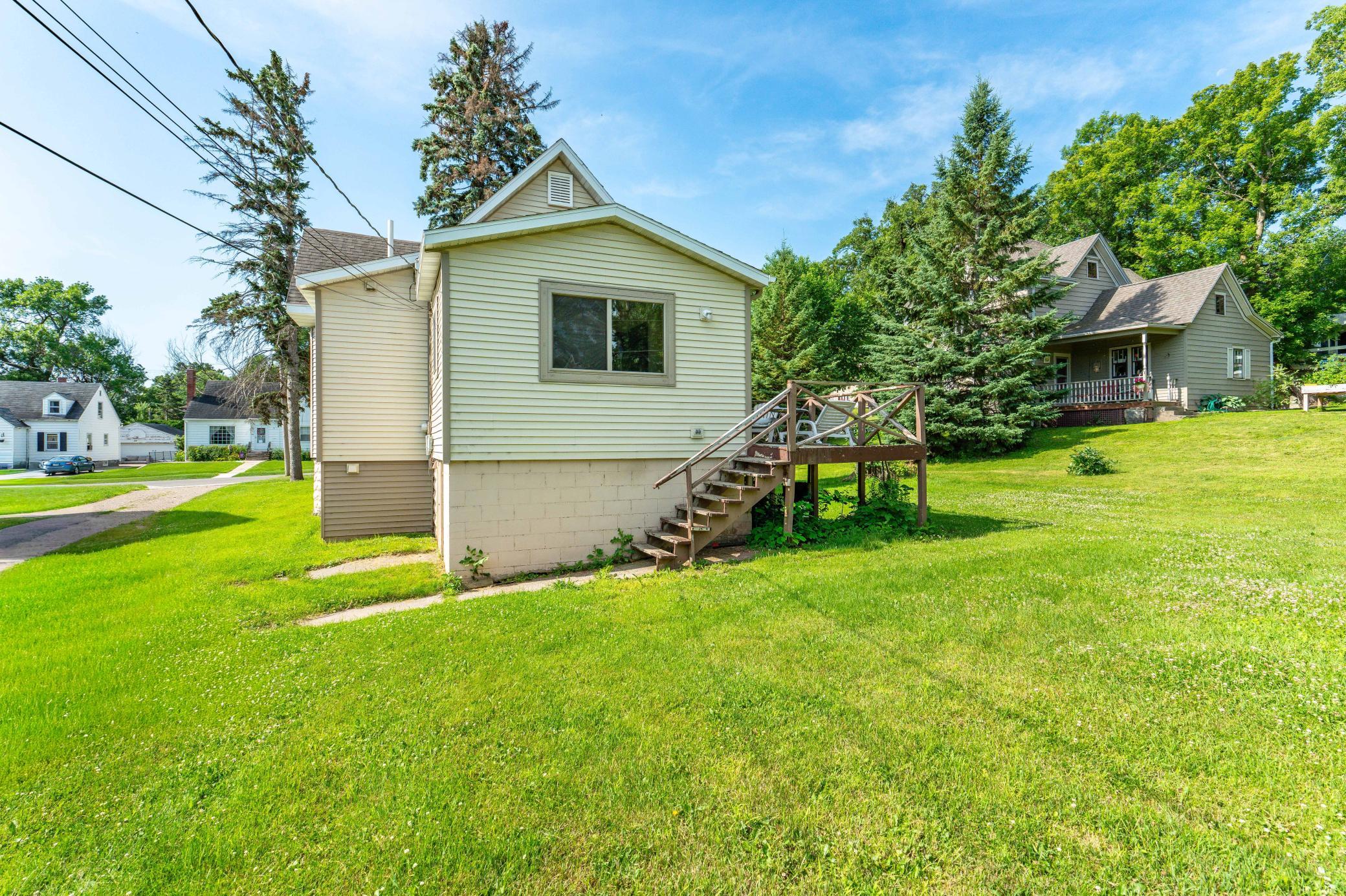 528 W Summit Avenue, Fergus Falls MN 56537 - Photo 16 of 31
