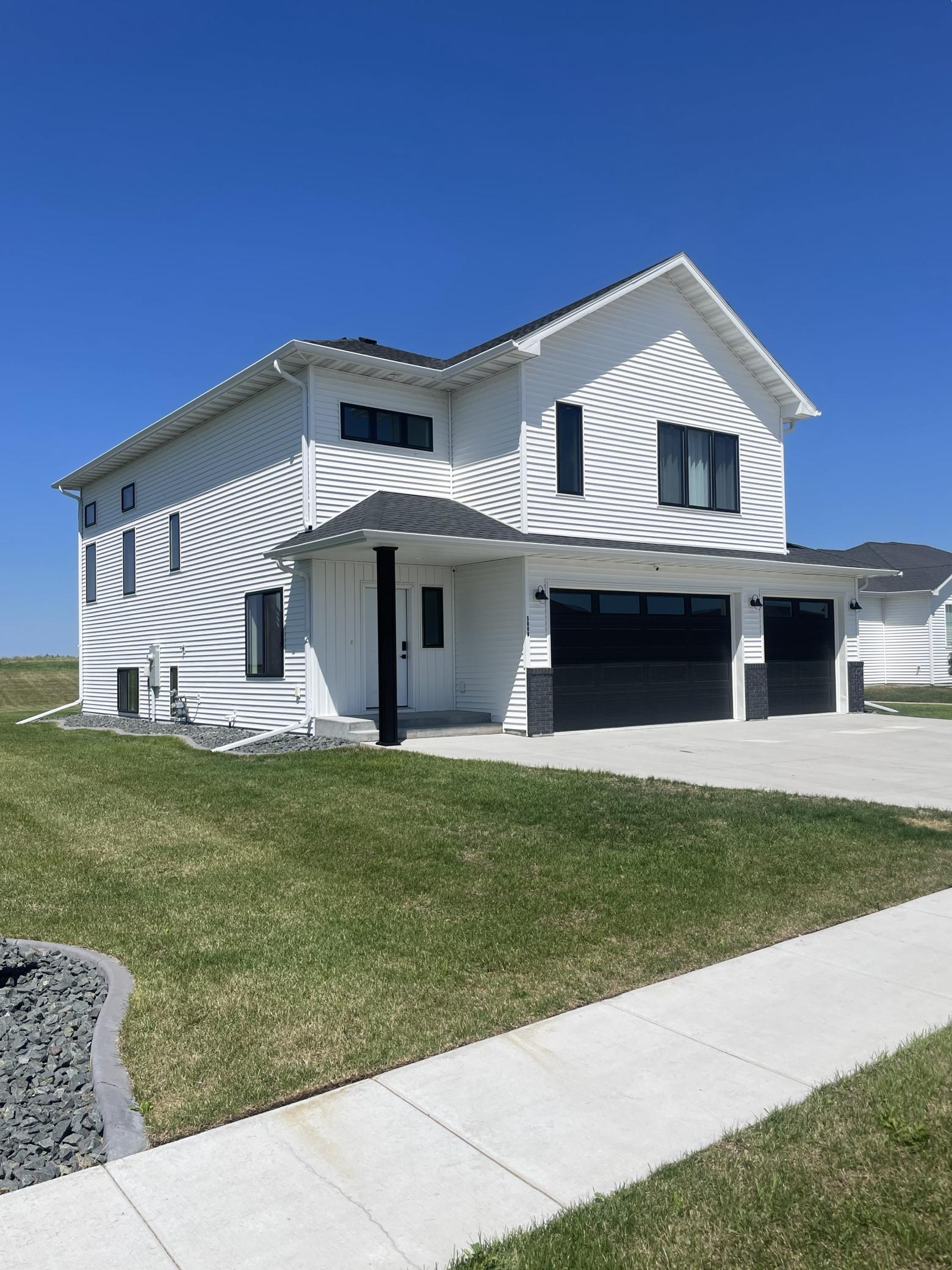 5006 11th Street W, West Fargo ND 58078 - Photo 2 of 75