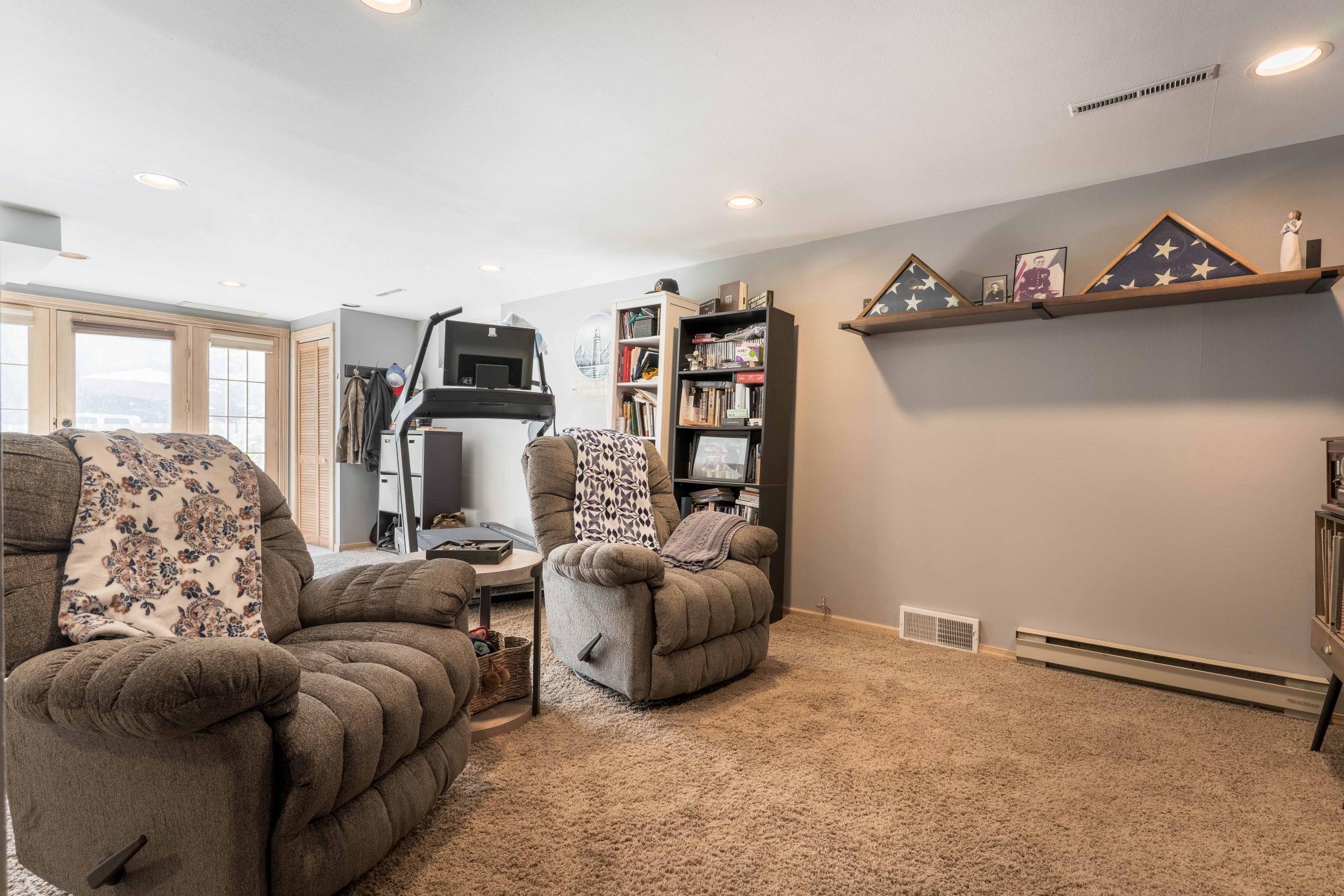 208 N Broadway, Fergus Falls MN 56537 - Photo 21 of 31