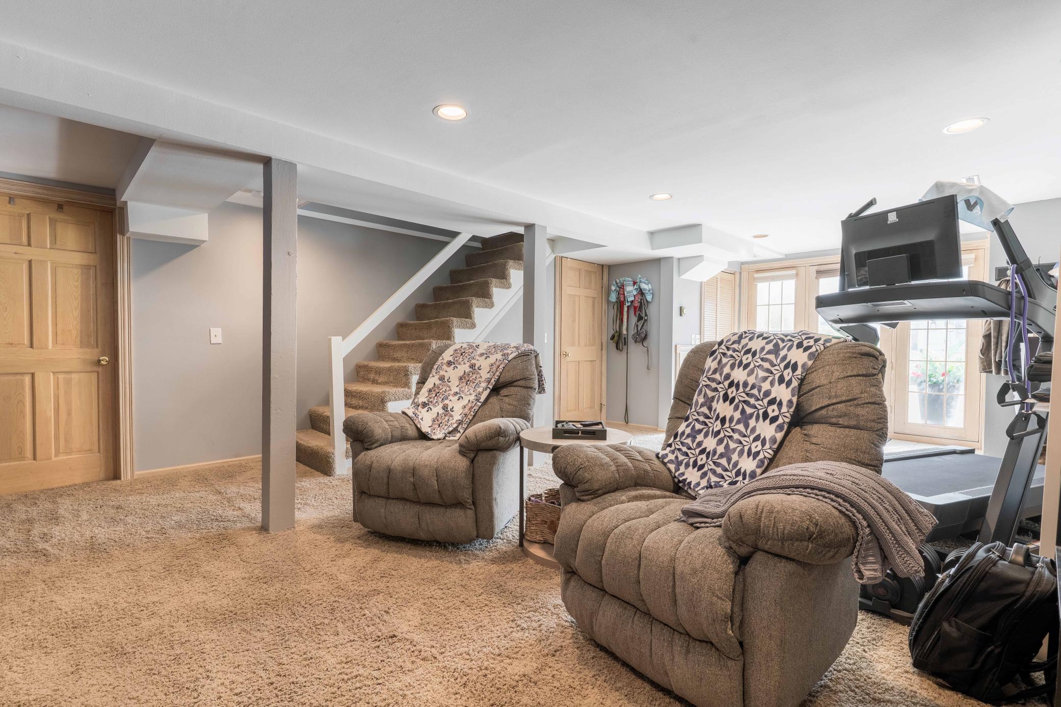208 N Broadway, Fergus Falls MN 56537 - Photo 23 of 31