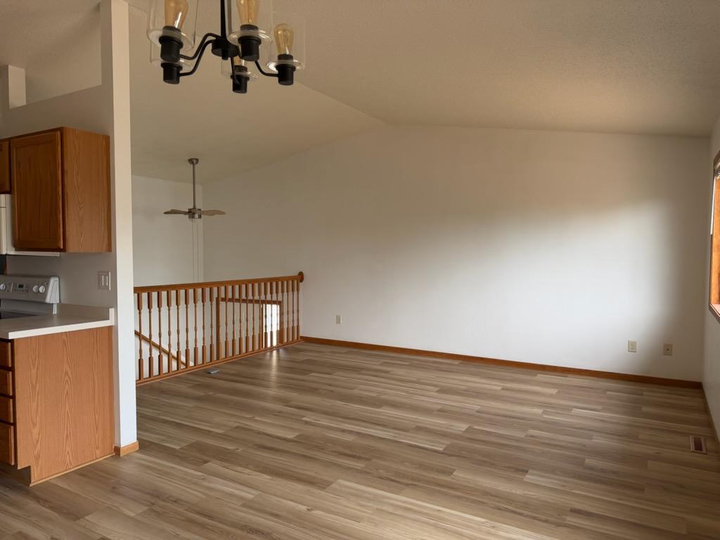 1010 Oak Place, West Fargo ND 58078 - Photo 15 of 68