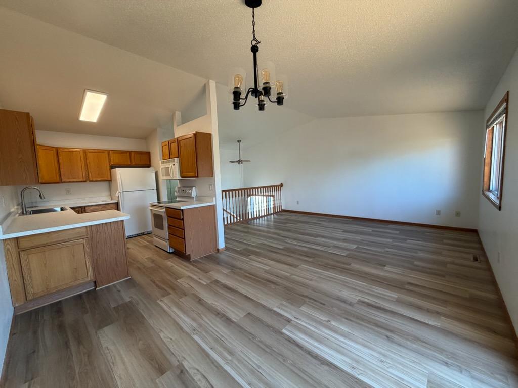 1010 Oak Place, West Fargo ND 58078 - Photo 22 of 68