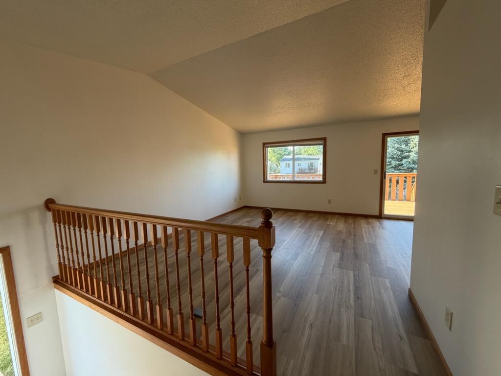 1010 Oak Place, West Fargo ND 58078 - Photo 5 of 68
