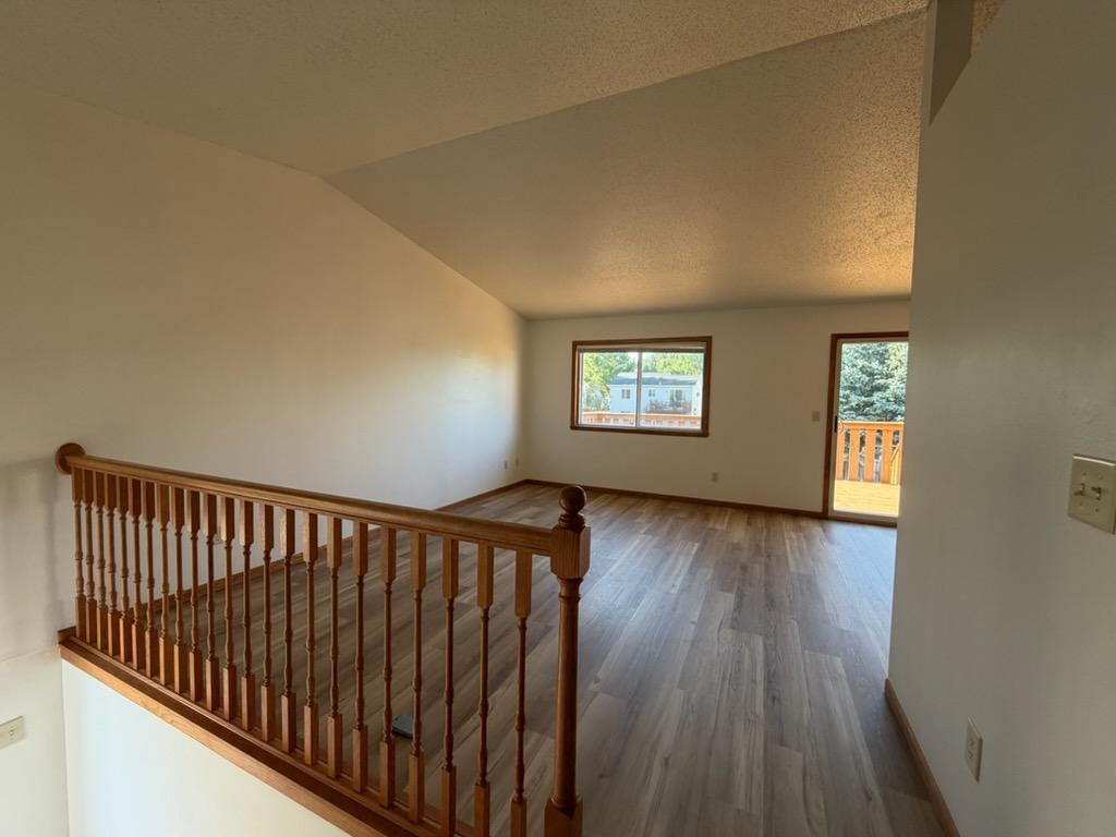 1010 Oak Place, West Fargo ND 58078 - Photo 6 of 68