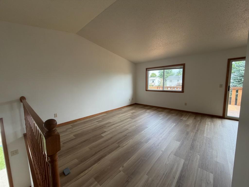 1010 Oak Place, West Fargo ND 58078 - Photo 10 of 68