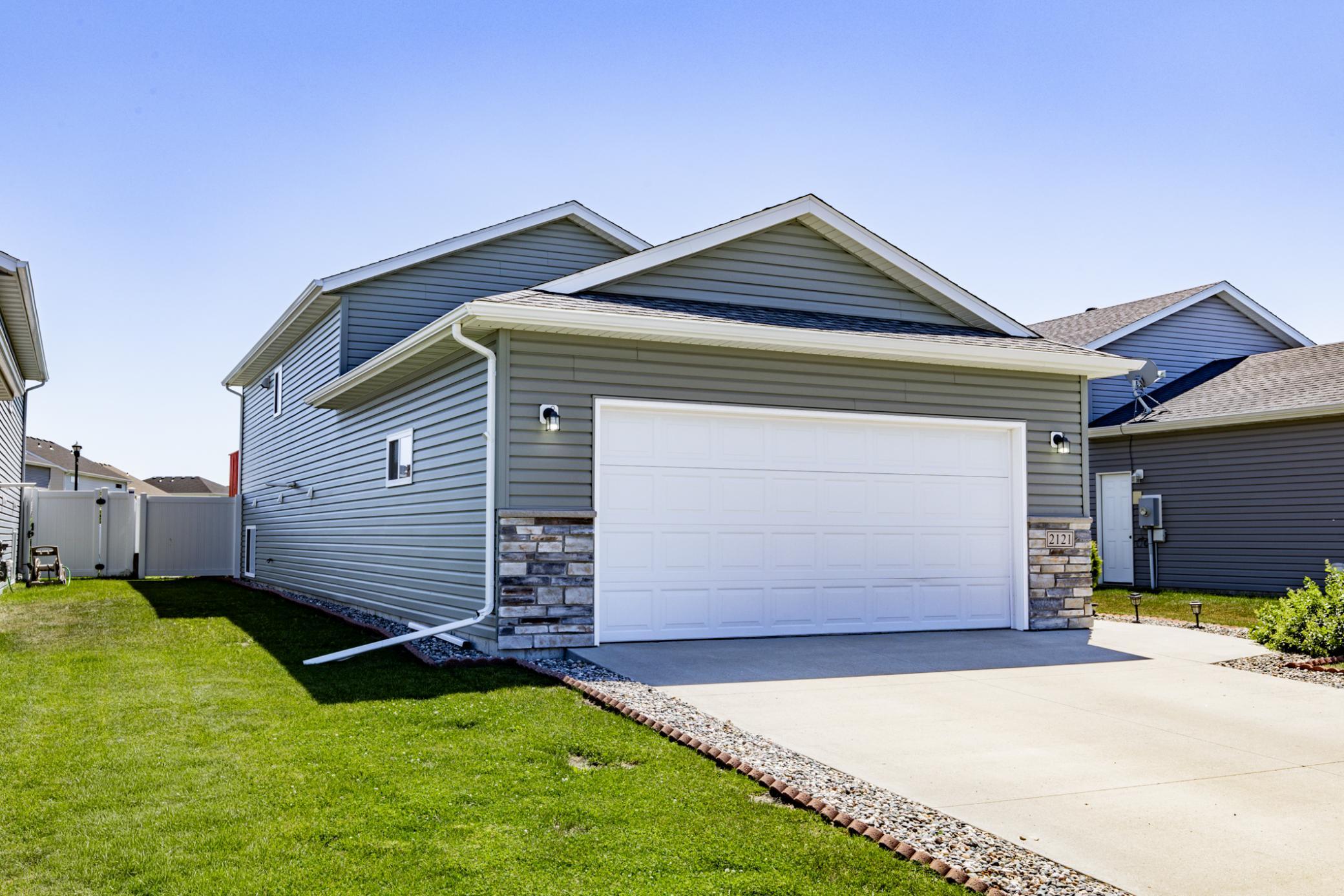 2121 10th Street W, West Fargo ND 58078 - Photo 3 of 37