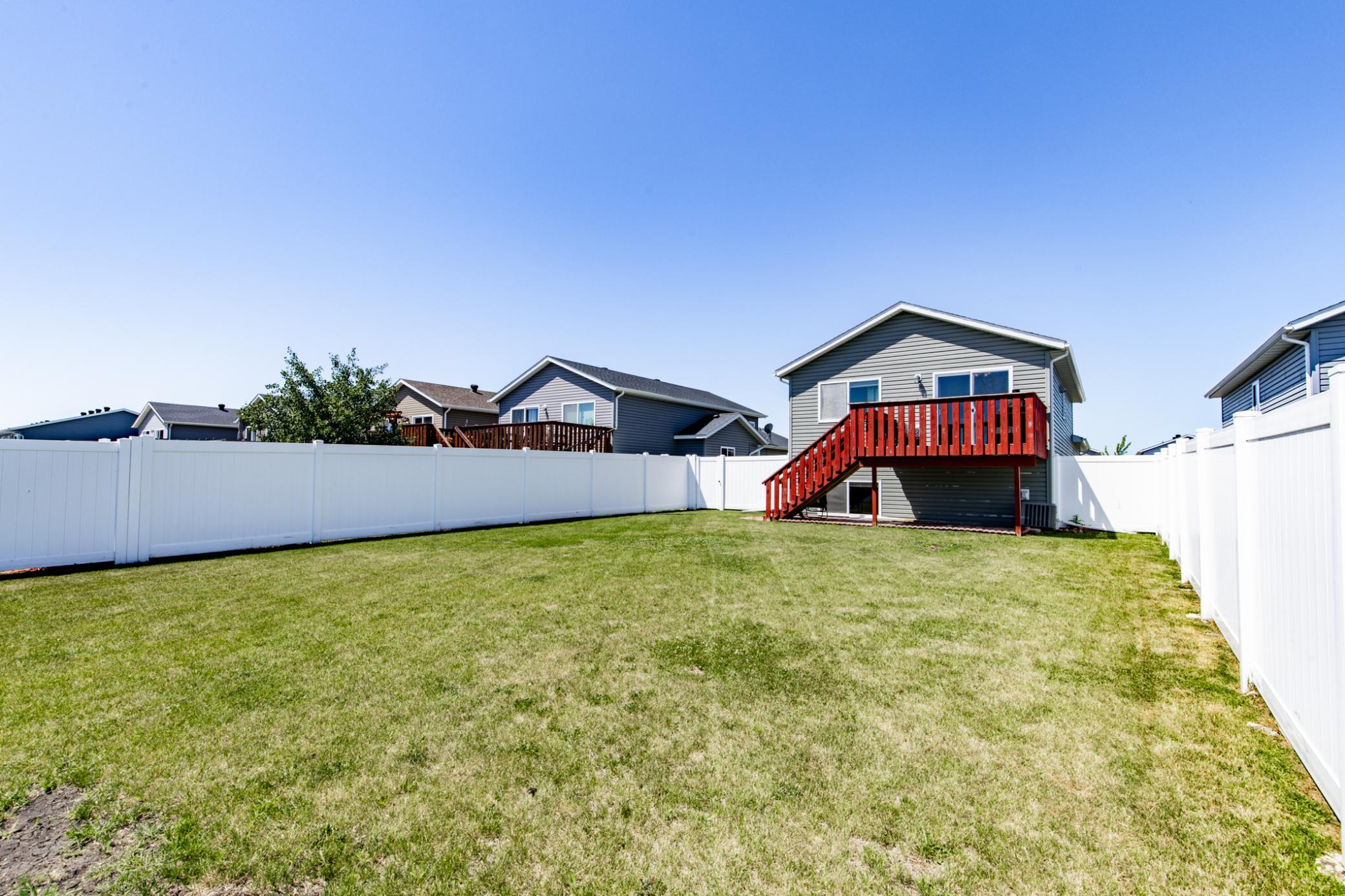 2121 10th Street W, West Fargo ND 58078 - Photo 35 of 37