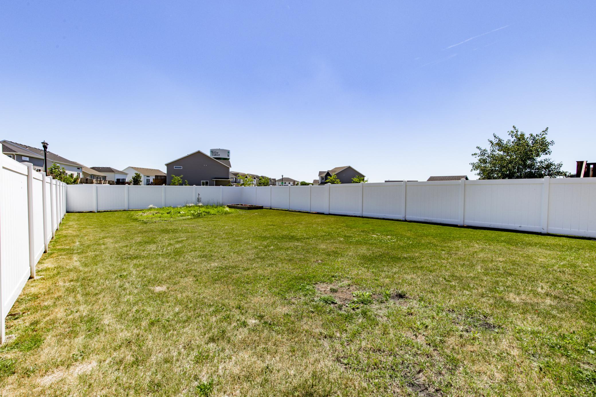 2121 10th Street W, West Fargo ND 58078 - Photo 36 of 37