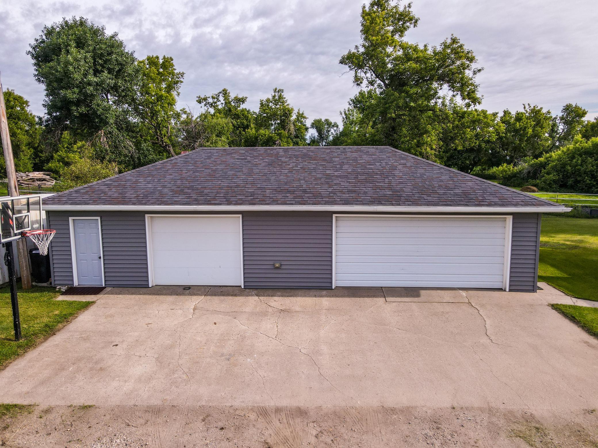 11437 33rd Street SE, Valley City ND 58072 - Photo 12 of 41
