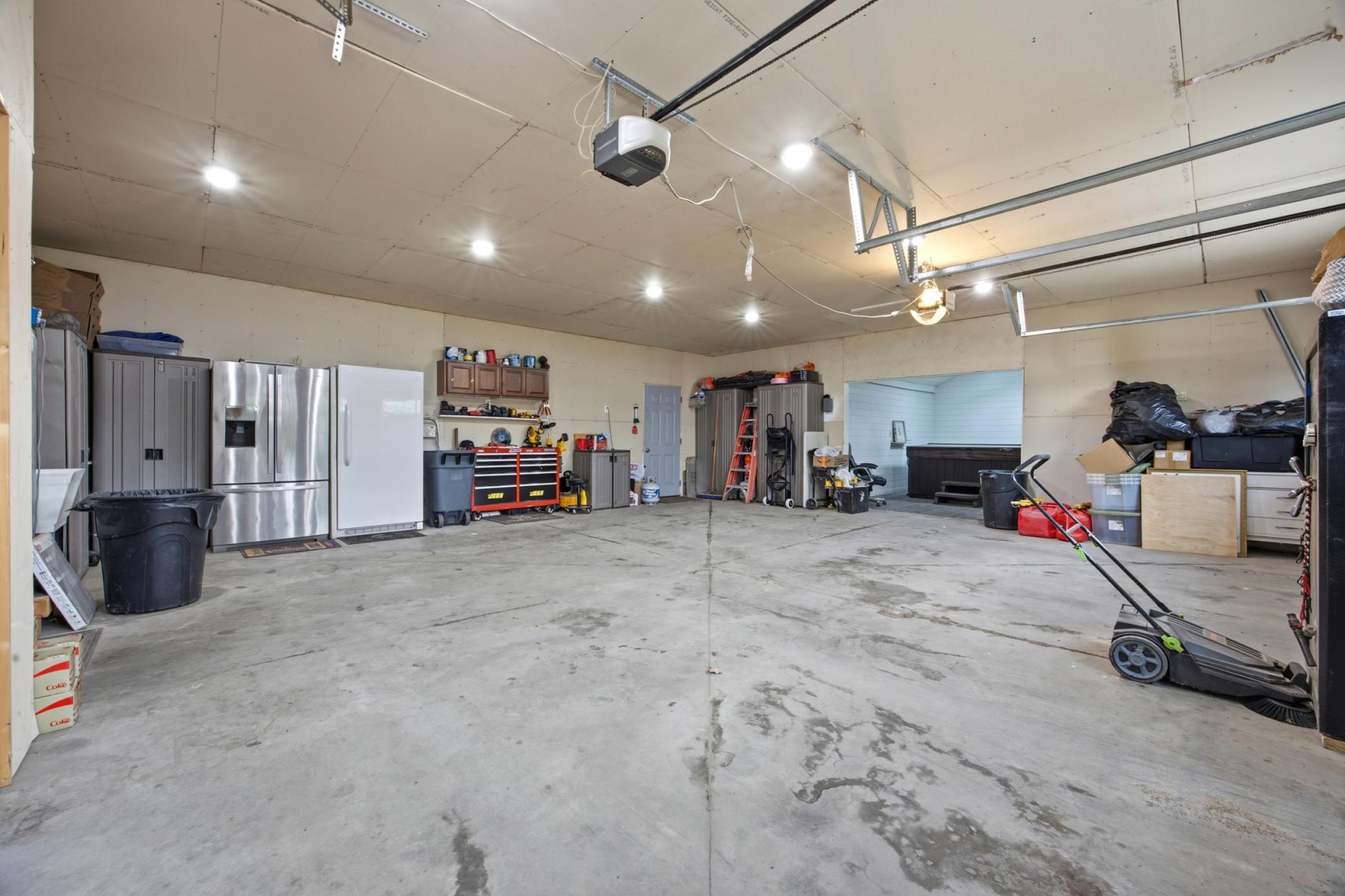 1954 single family home for sale at 204 4th Avenue E in Ada, MN — 3 bed, 3 bath (photo 35 of 40)
