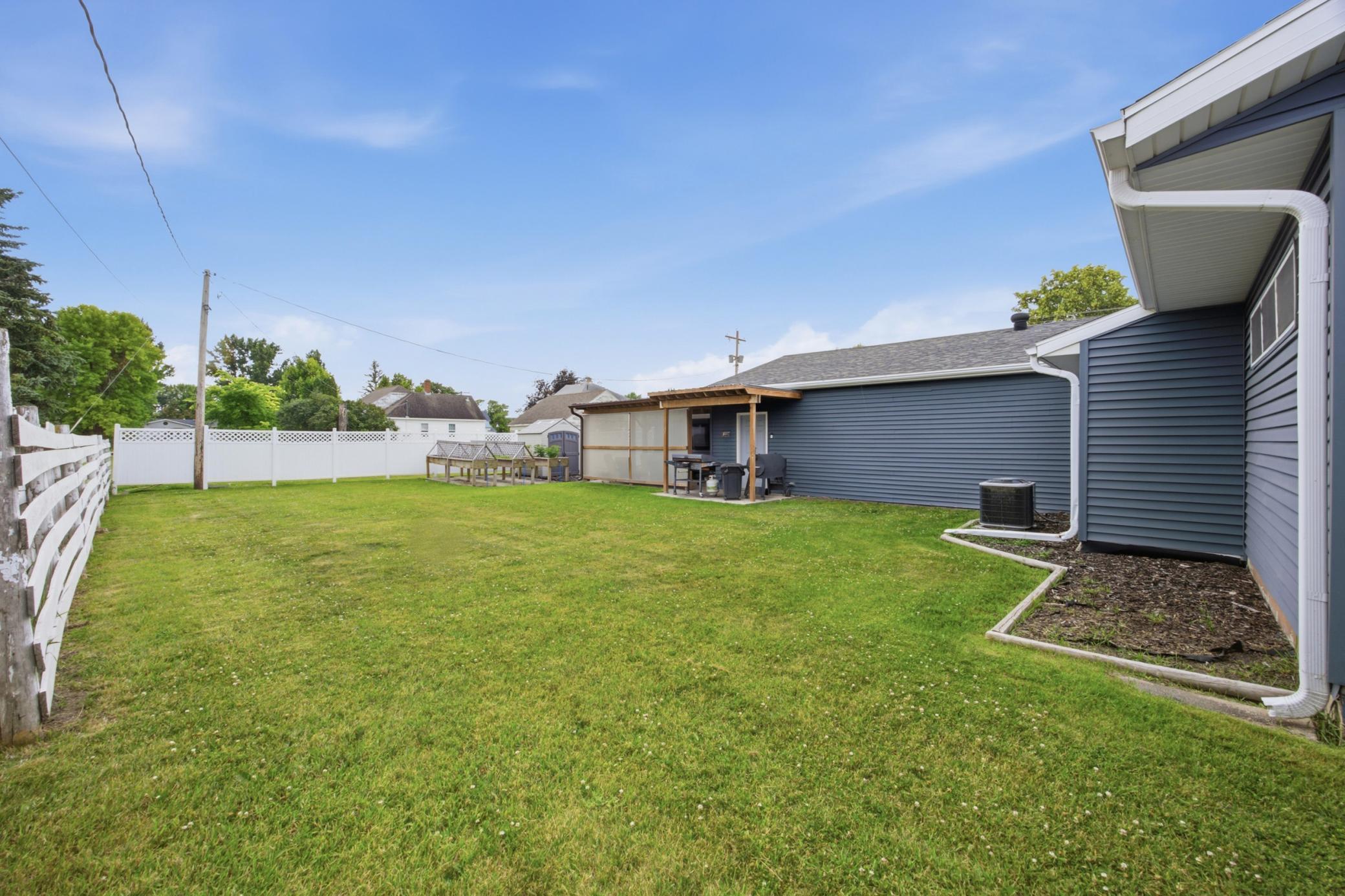 1954 single family home for sale at 204 4th Avenue E in Ada, MN — 3 bed, 3 bath (photo 38 of 40)