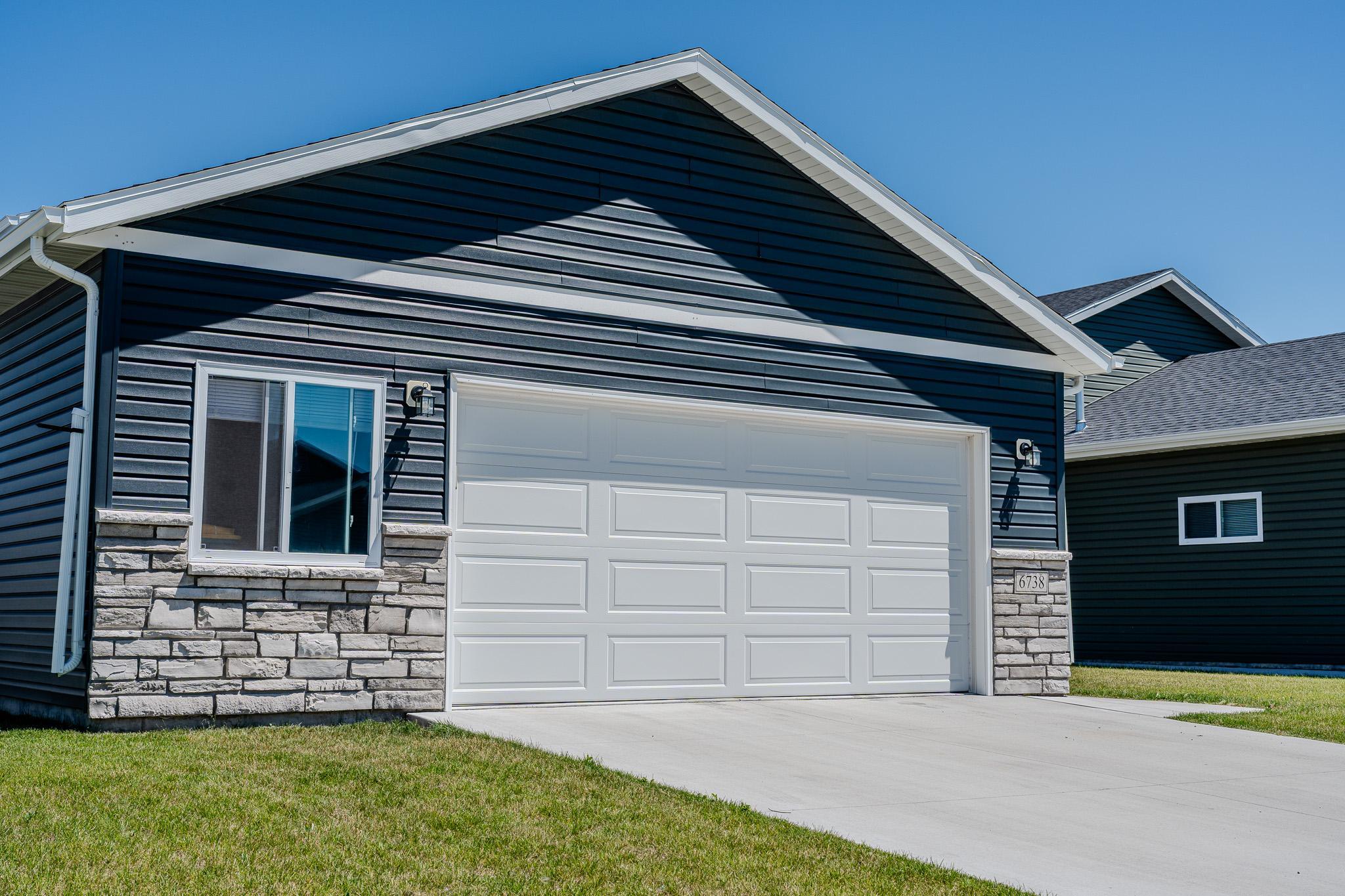 6738 Joseph Street, Horace ND 58047 - Photo 4 of 54