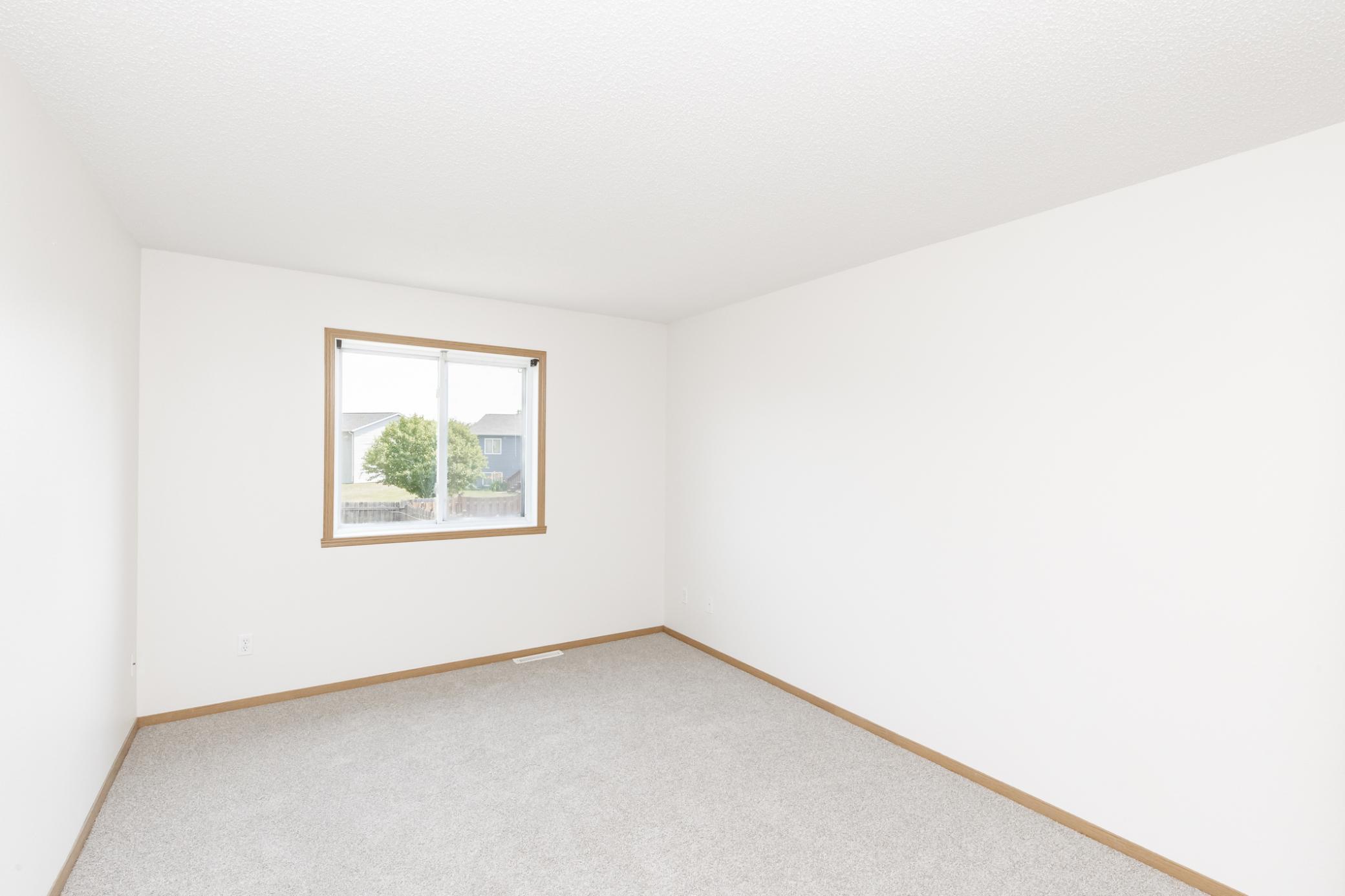 5964 24th Street S, Fargo ND 58104 - Photo 15 of 36