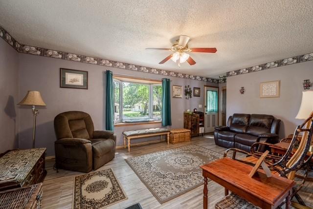 1958 single family home for sale at 1403 SW 1st Avenue in Grand Rapids, MN — 3 bed, 2 bath (photo 5 of 26)