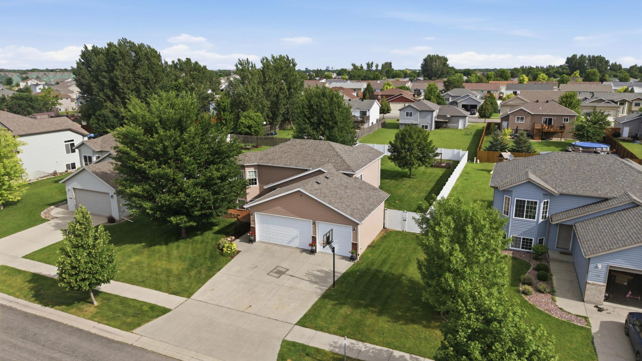 1268 39th S Avenue, Moorhead MN 56560 - Photo 35 of 44