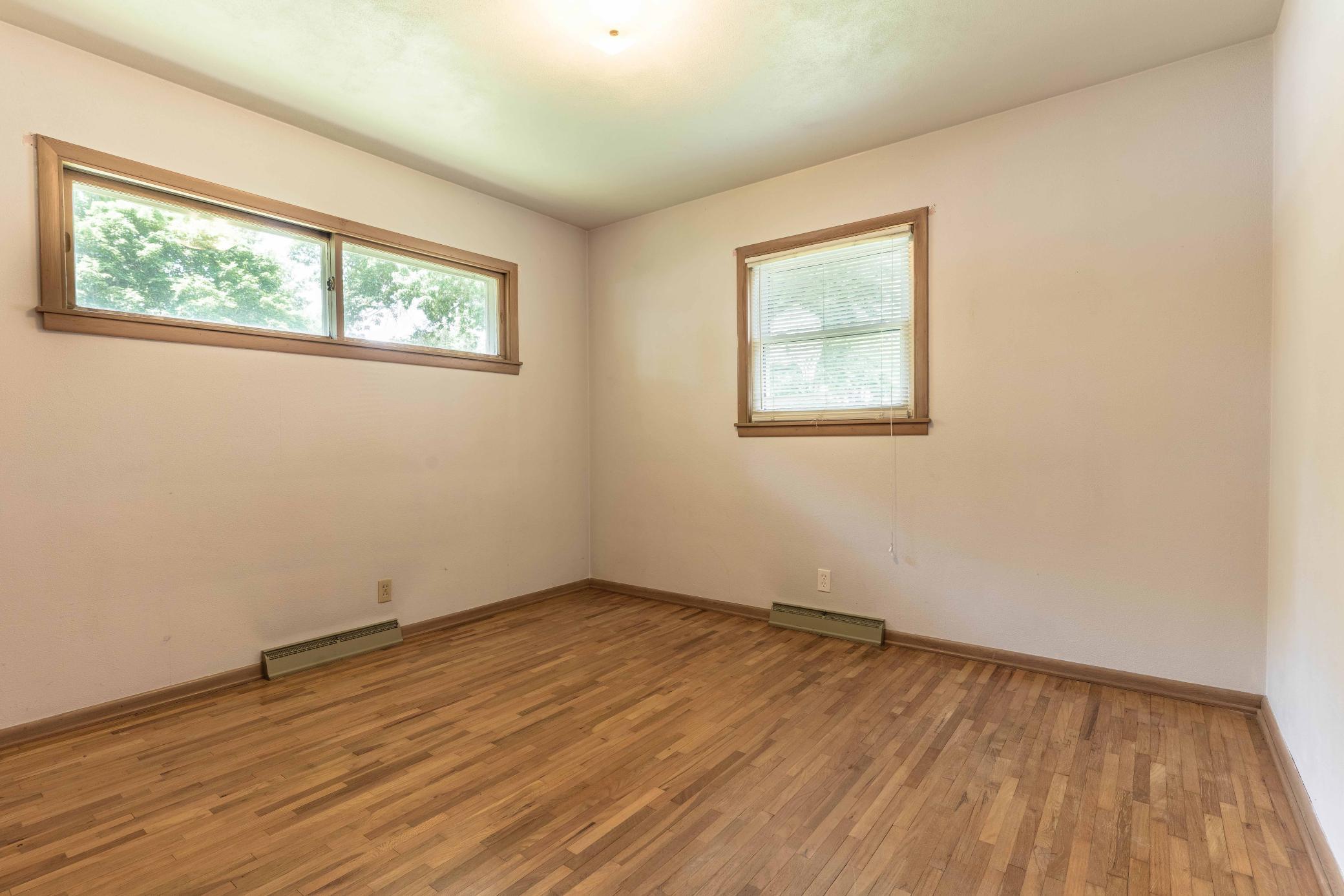 908 N 1st Avenue, Fergus Falls MN 56537 - Photo 18 of 32