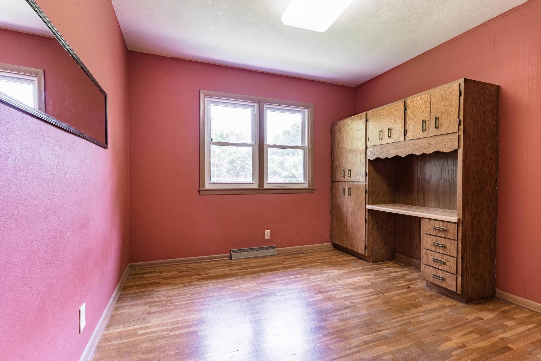 908 N 1st Avenue, Fergus Falls MN 56537 - Photo 20 of 32