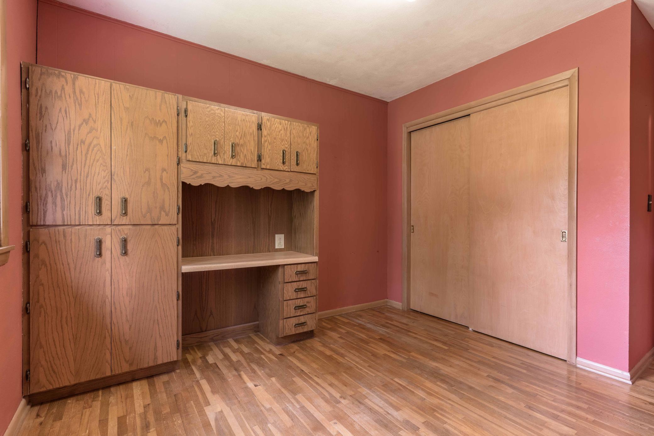 908 N 1st Avenue, Fergus Falls MN 56537 - Photo 21 of 32