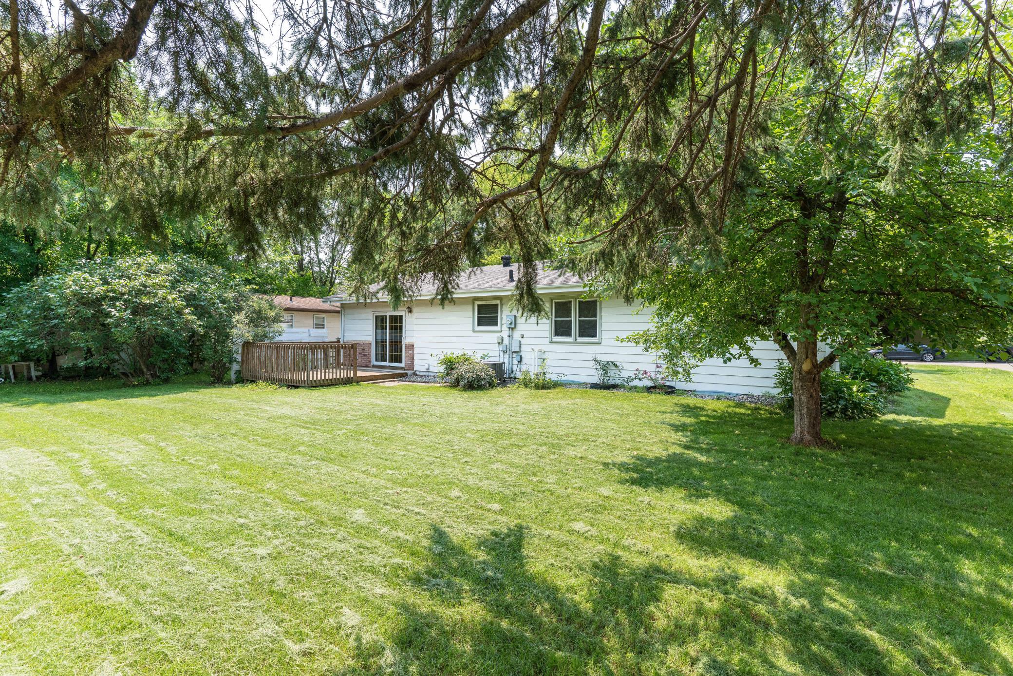 908 N 1st Avenue, Fergus Falls MN 56537 - Photo 4 of 32