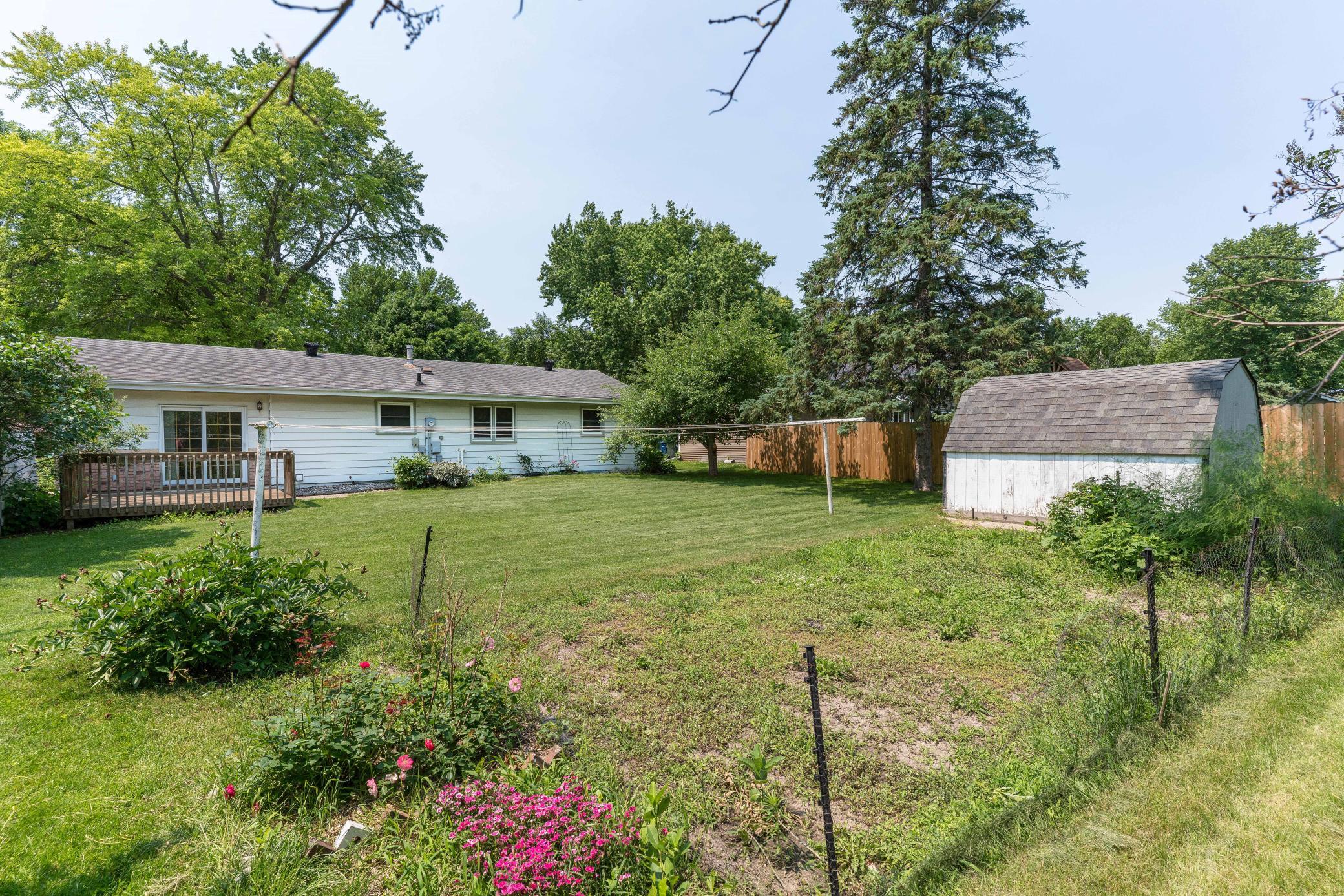908 N 1st Avenue, Fergus Falls MN 56537 - Photo 5 of 32