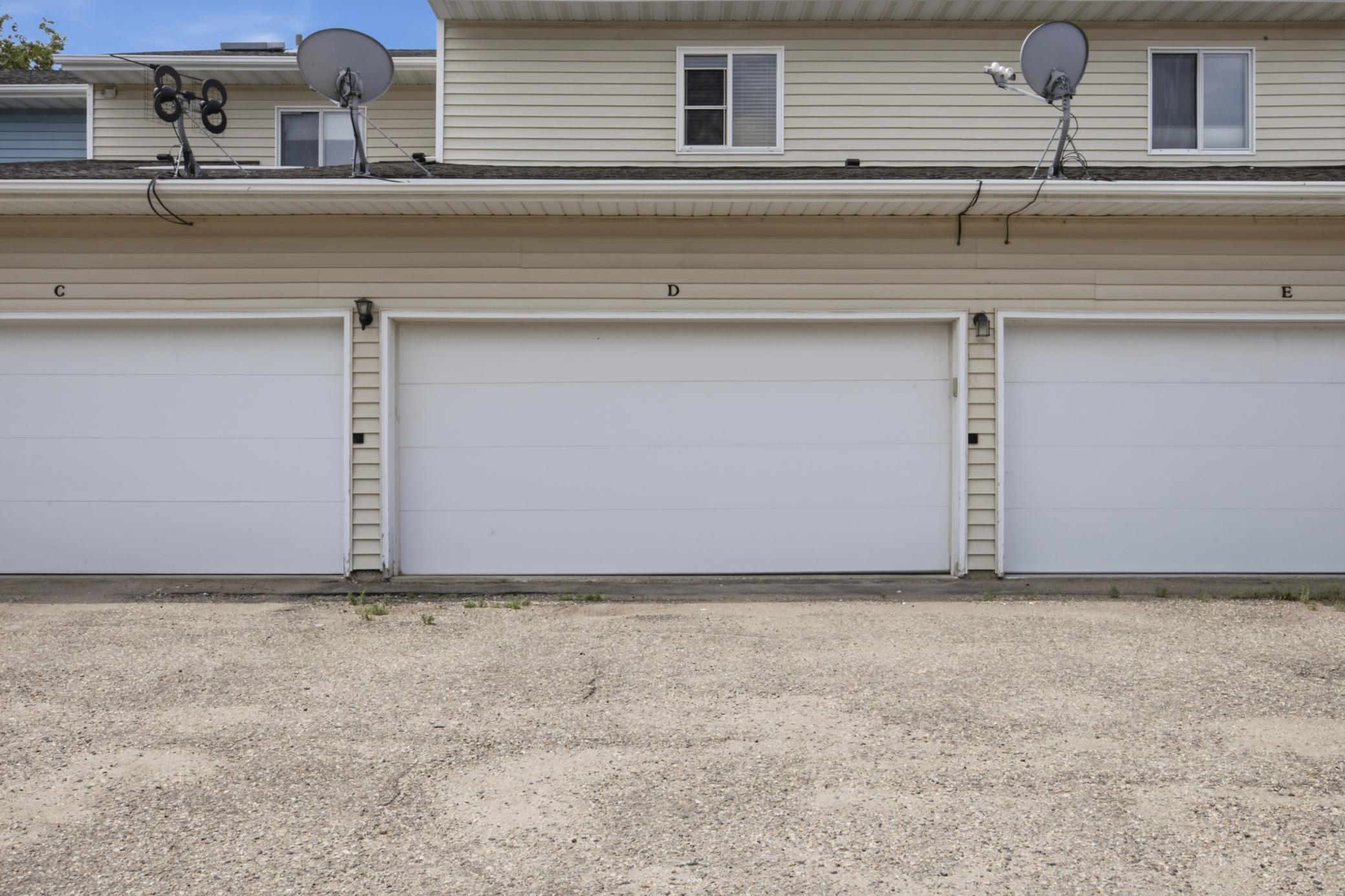 3709 10th Street N, Unit D, Fargo ND 58102 - Photo 25 of 26
