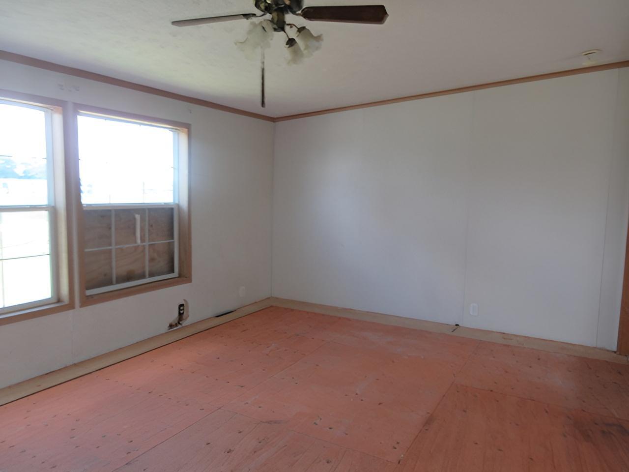 106 Brisbane Lane, Emerado ND 58228 - Photo 13 of 44