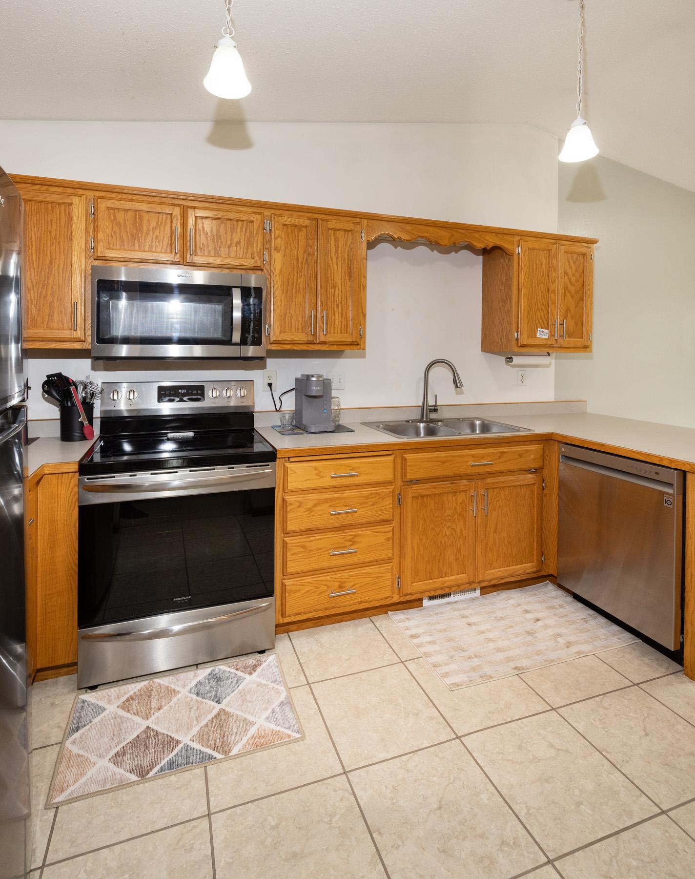 3015 Dakota Park Circle S, Fargo ND 58104 - Photo 10 of 24