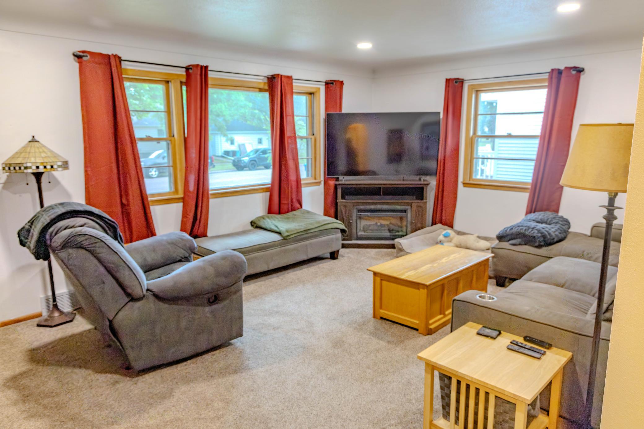 421 S 18th S Street, Moorhead MN 56560 - Photo 15 of 50