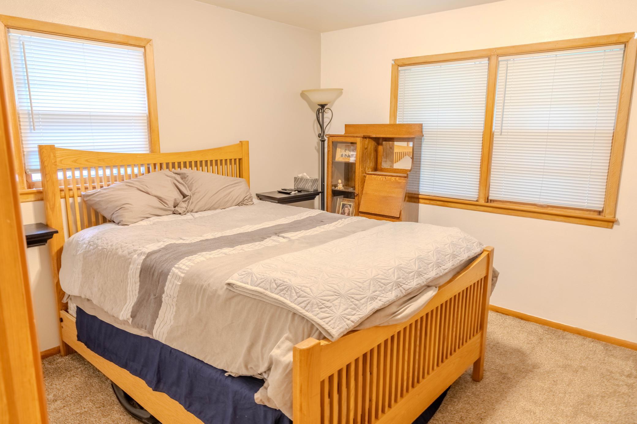 421 S 18th S Street, Moorhead MN 56560 - Photo 26 of 50