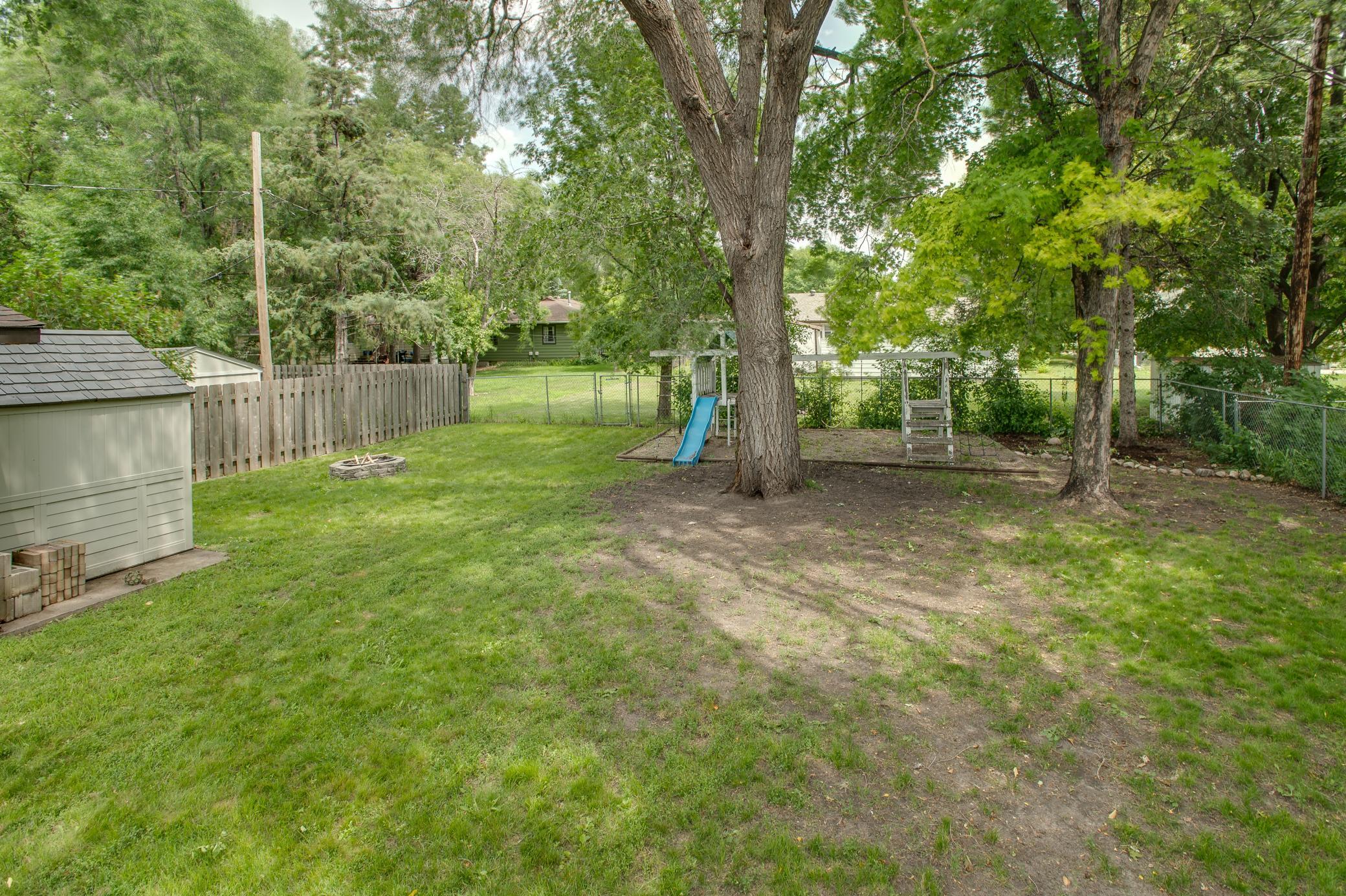 424 15th Street S, Moorhead MN 56560 - Photo 46 of 52