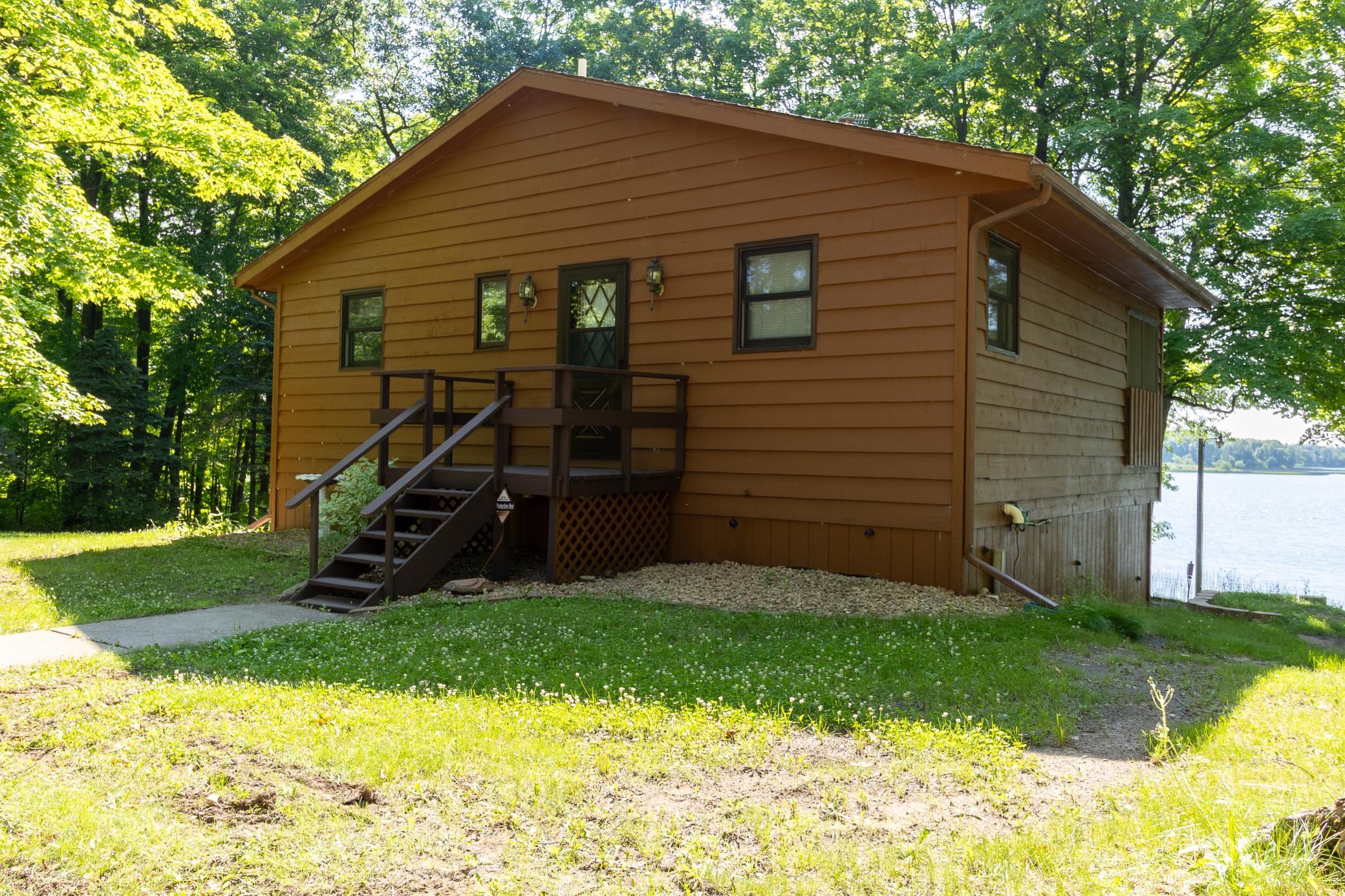 1987 single family home for sale at 31620 395th Place in Aitkin, MN — 3 bed, 2 bath (photo 4 of 50)