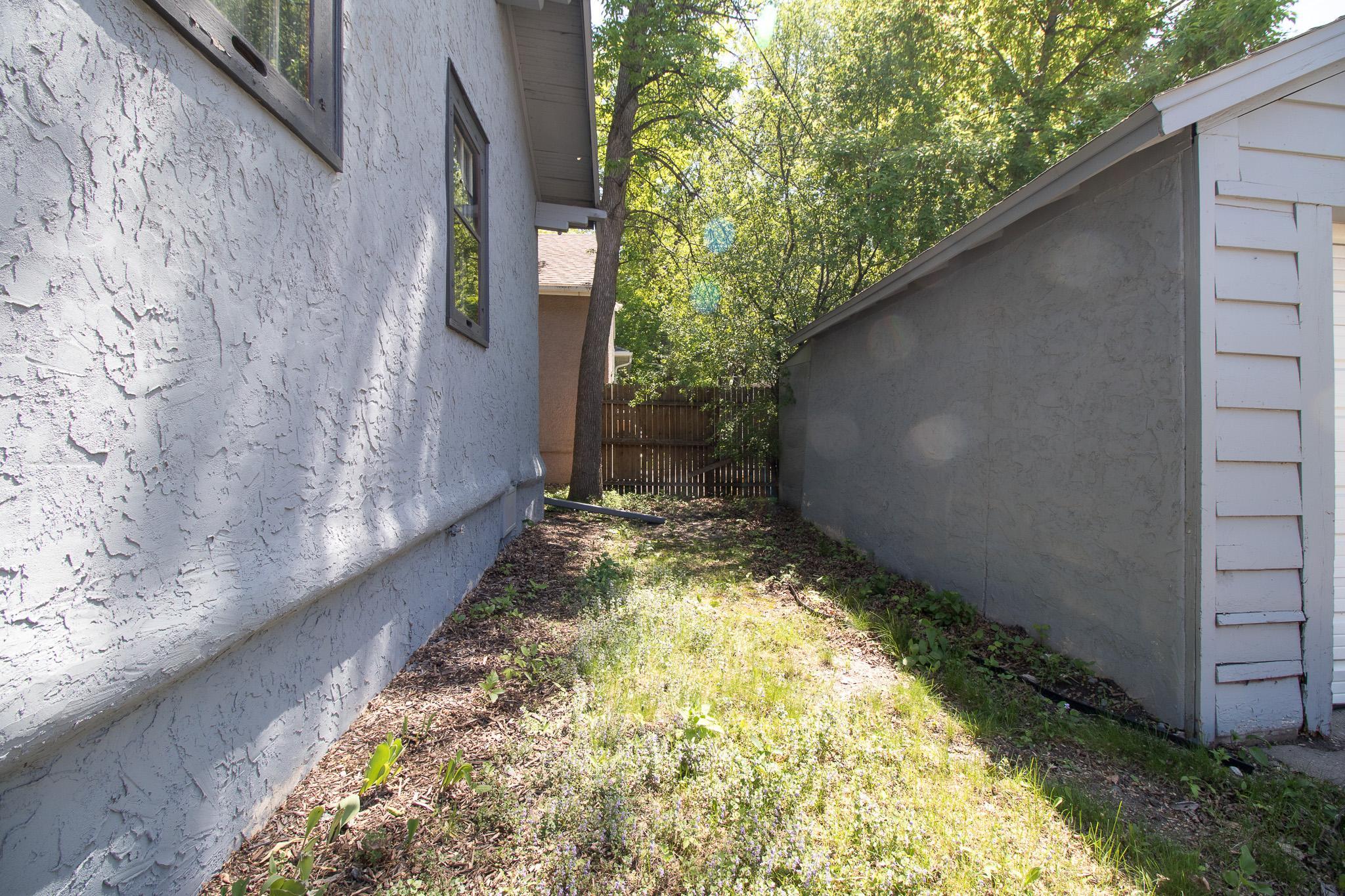 1301 10th Street S, Fargo ND 58103 - Photo 3 of 26