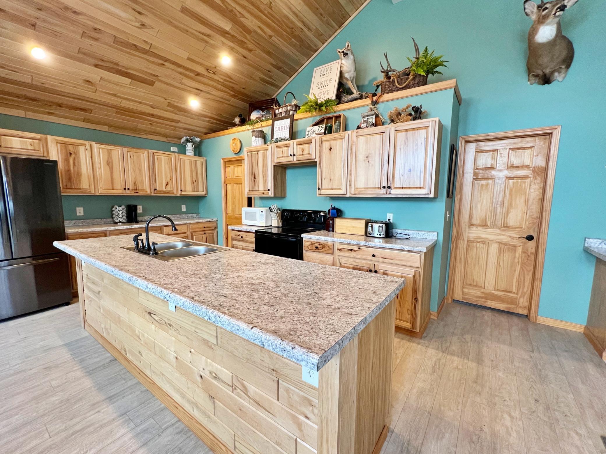 18817 Sucker Lake Road, Nashwauk MN 55769 - Photo 9 of 70